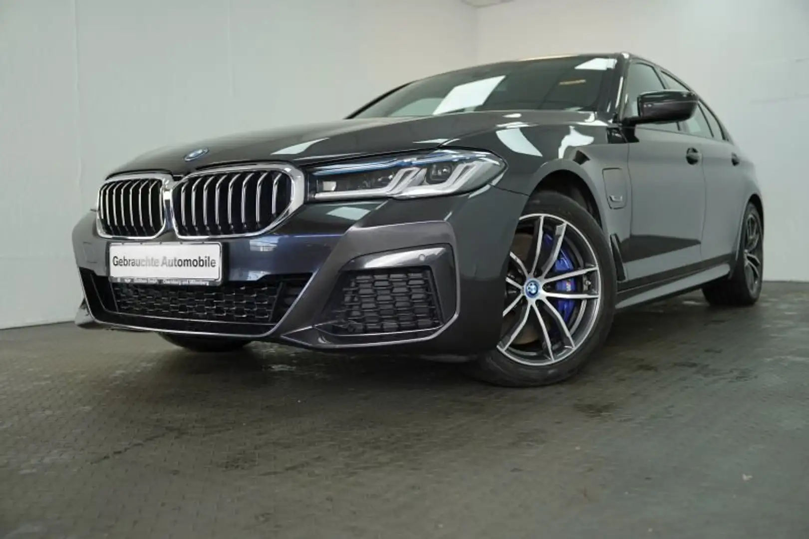 BMW 545 e xDrive Limo M Sportpaket *INNOPAKET.AHK* Gris - 2
