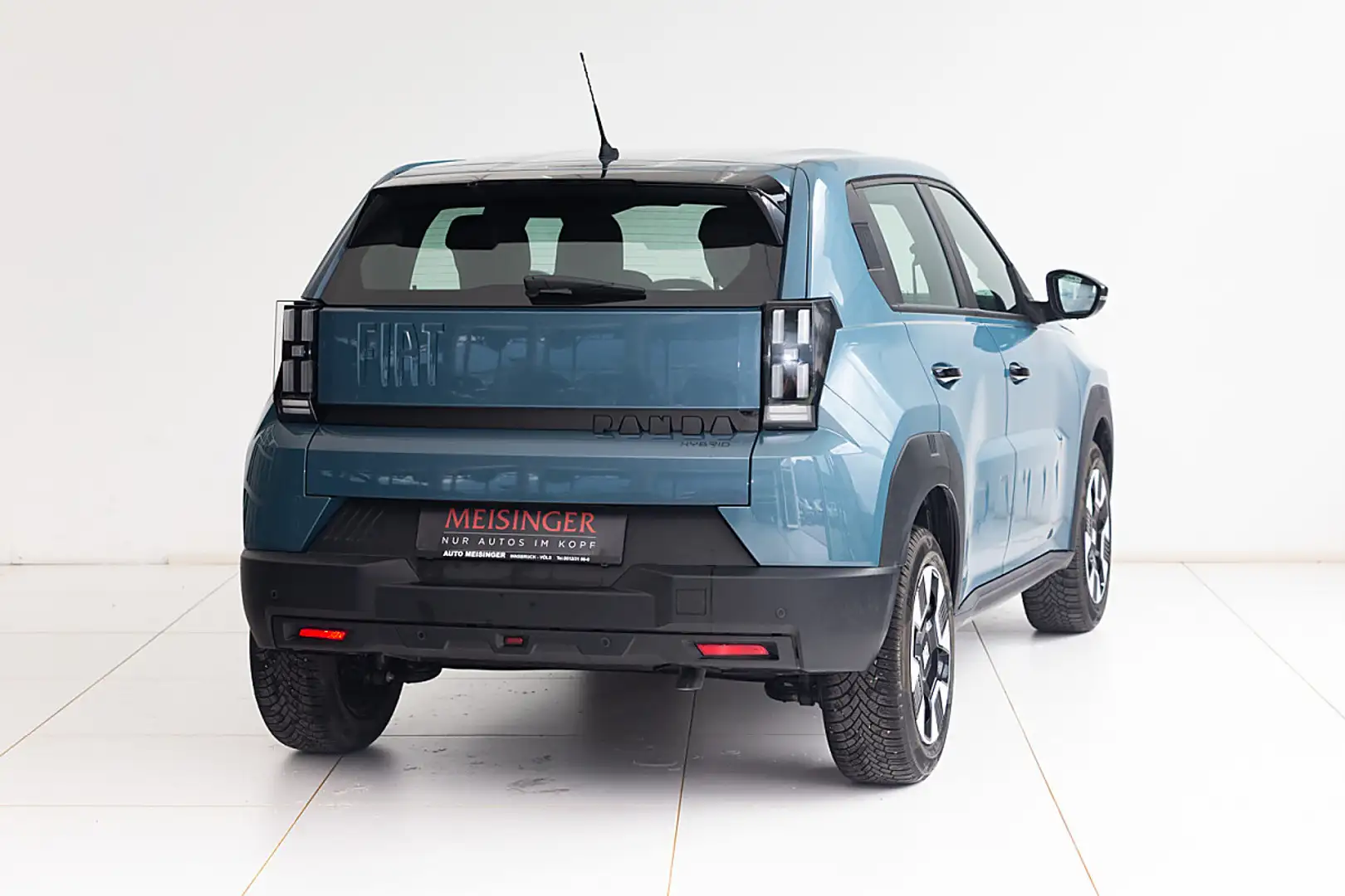 Fiat Grande Panda Hybrid mHEV 110 6-Gang eDCT Icon Blau - 2