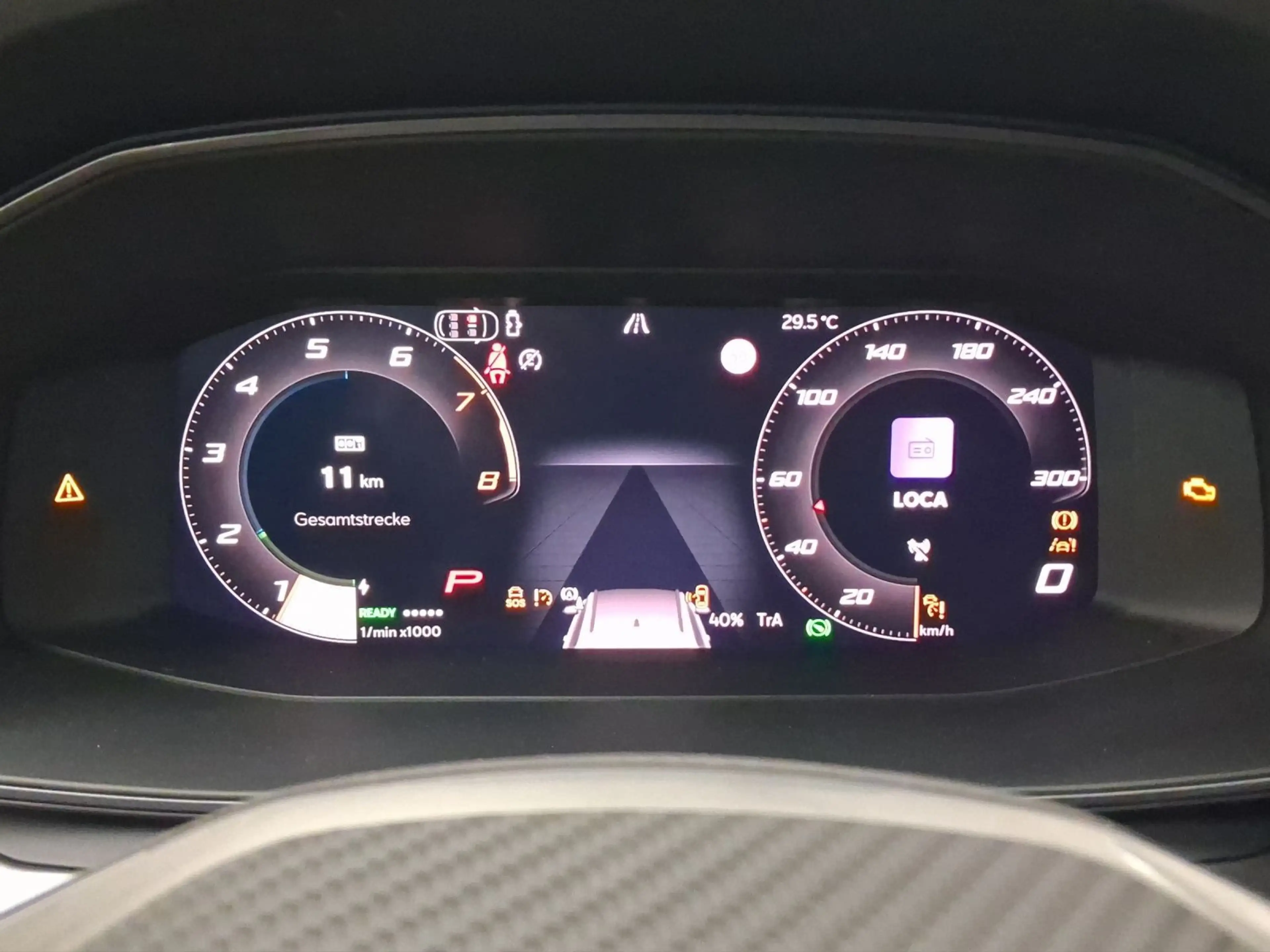 CUPRA Formentor 1.5 e-HYBRID DSG VZ AREA VIEW SENNHEIS — photo 10