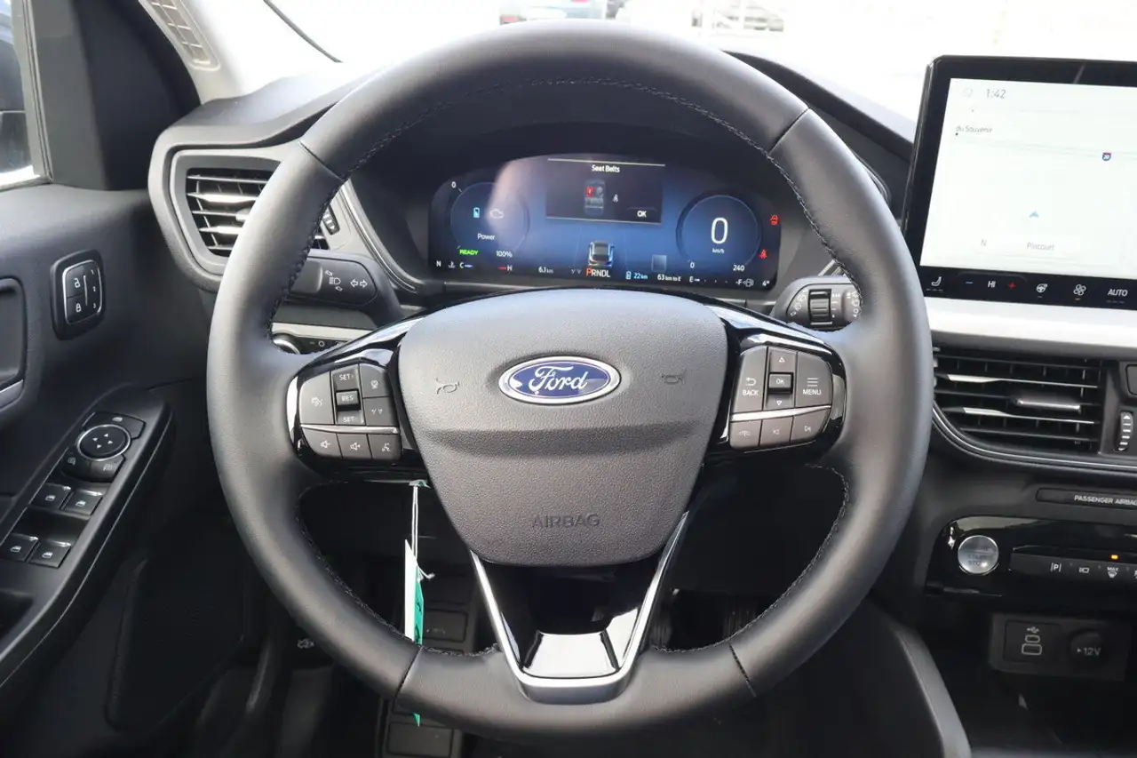 Ford Escape снимка Ford Escape
