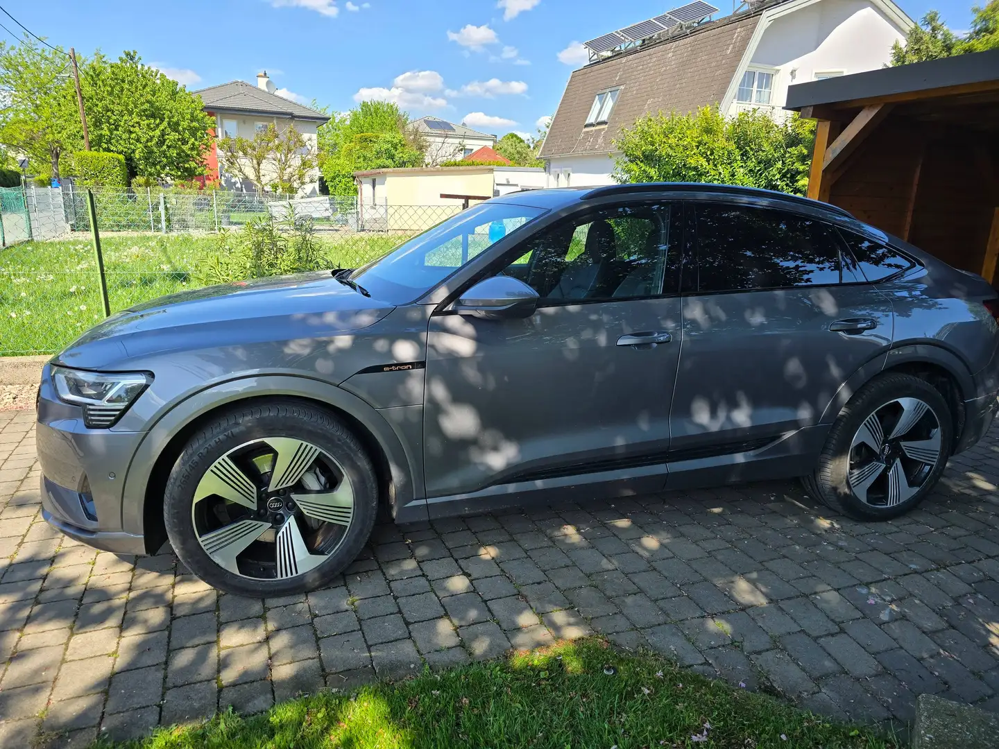 Audi e-tron e-tron SB 55 quattro 95kWh Advanced Advanced Grau - 2