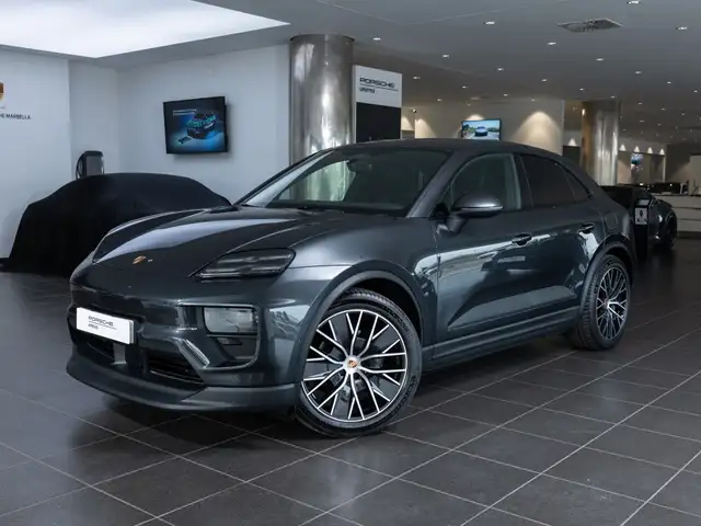 Porsche Macan 4