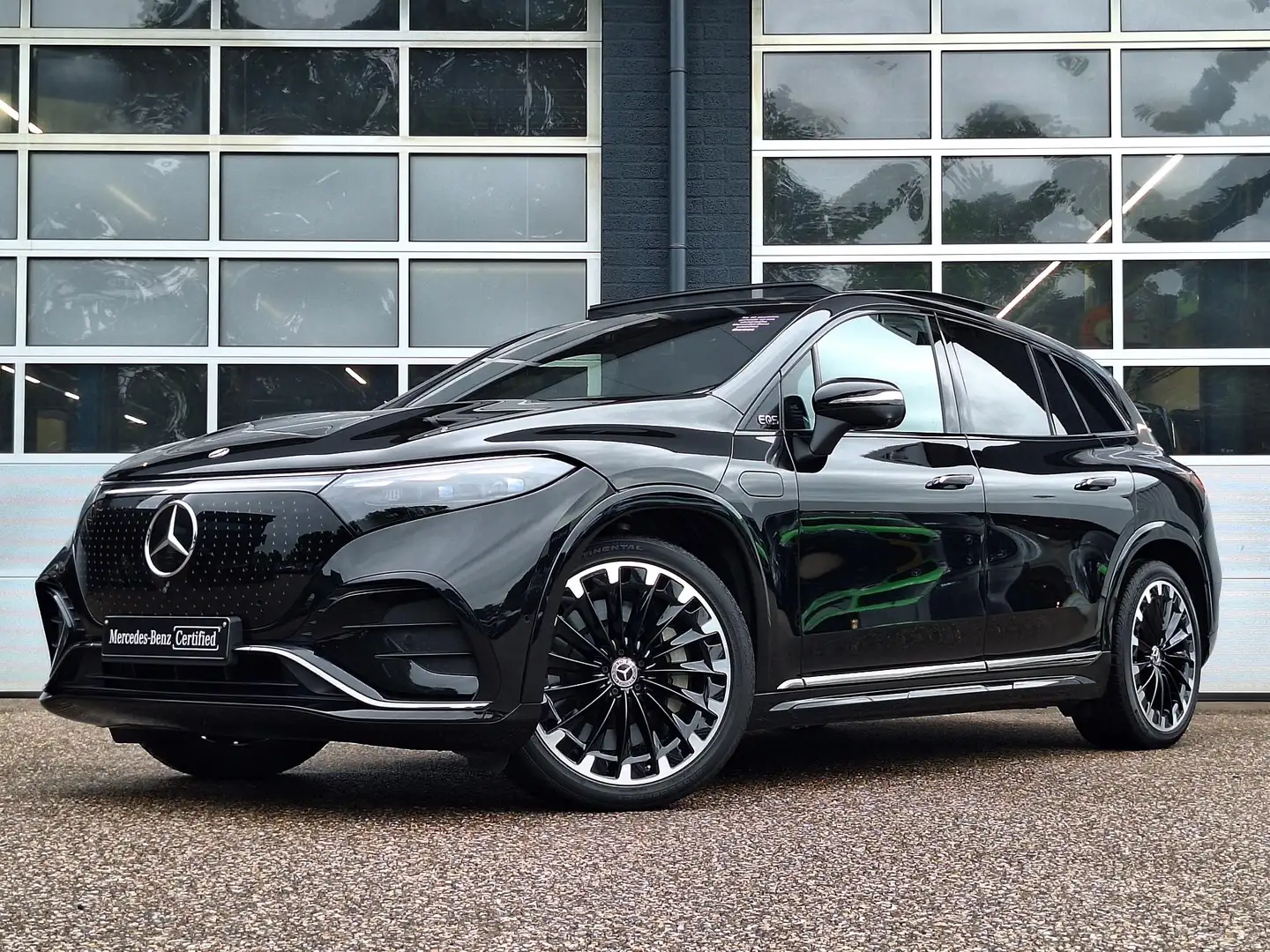Mercedes-Benz EQS SUV 450 4MATIC | AMG Line | Panoramadak | Trekhaak | P Zwart - 2