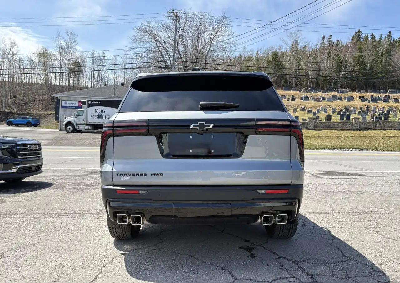 Chevrolet Traverse снимка Chevrolet Traverse