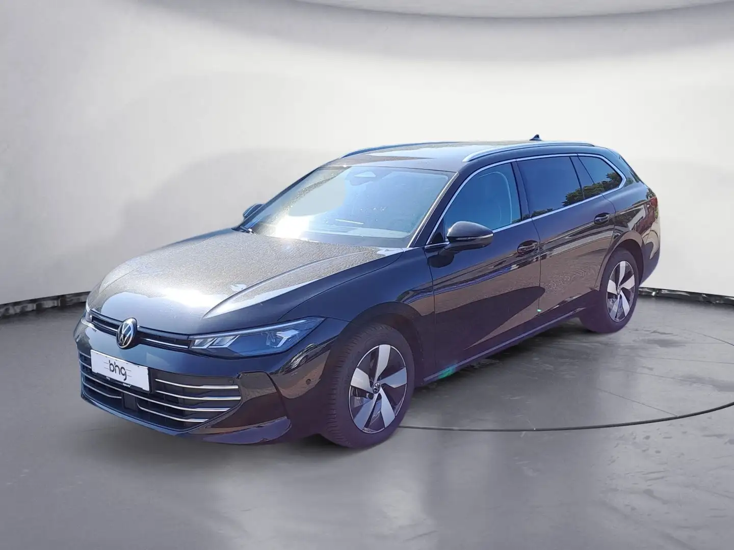 Volkswagen Passat Variant 1.5 e-TSI Business DSG *AHK*NAVI* Schwarz - 2