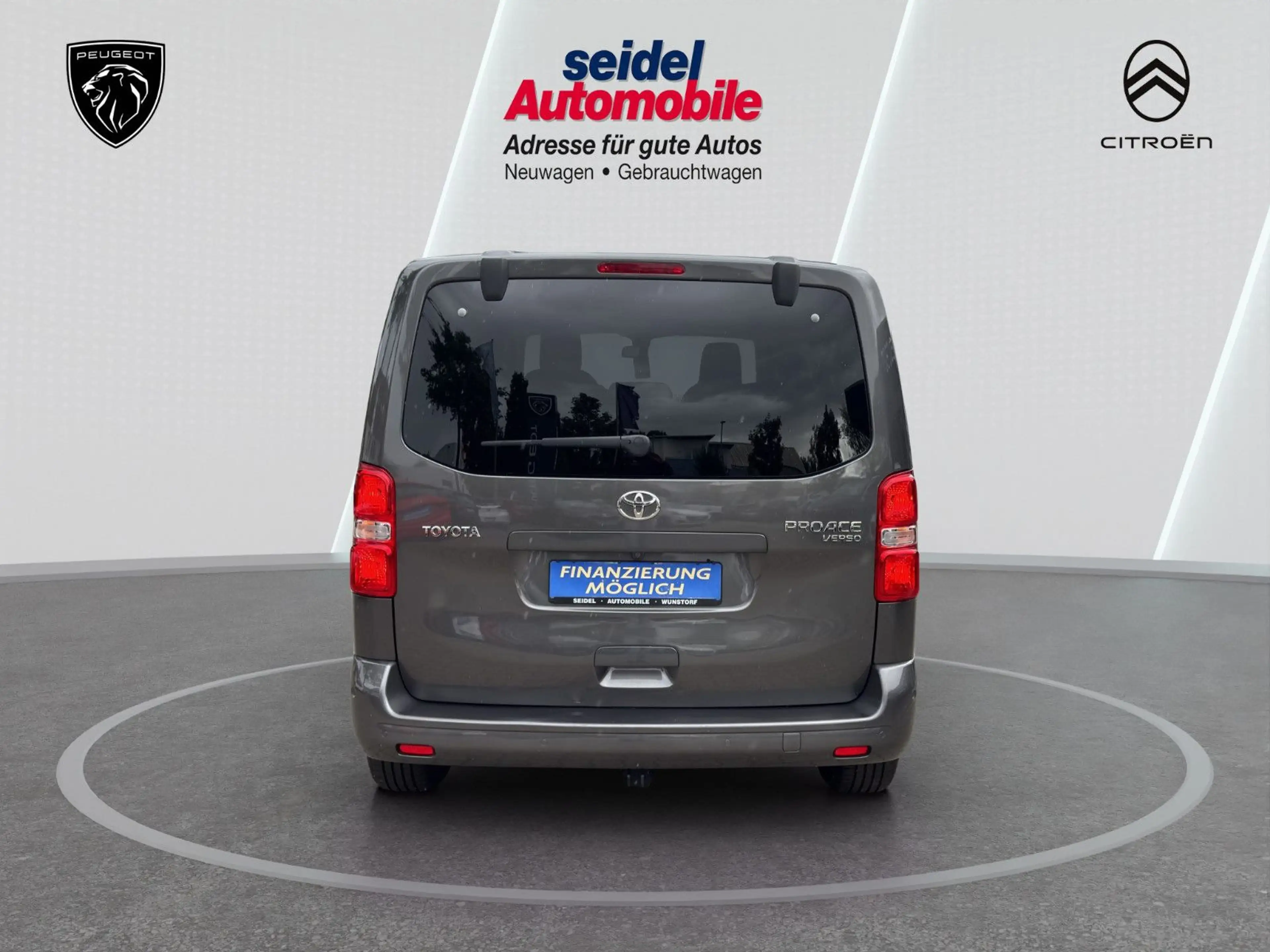 Toyota Proace Verso 2.0 D-4D Automatik L1 (M)  Team D — photo 4