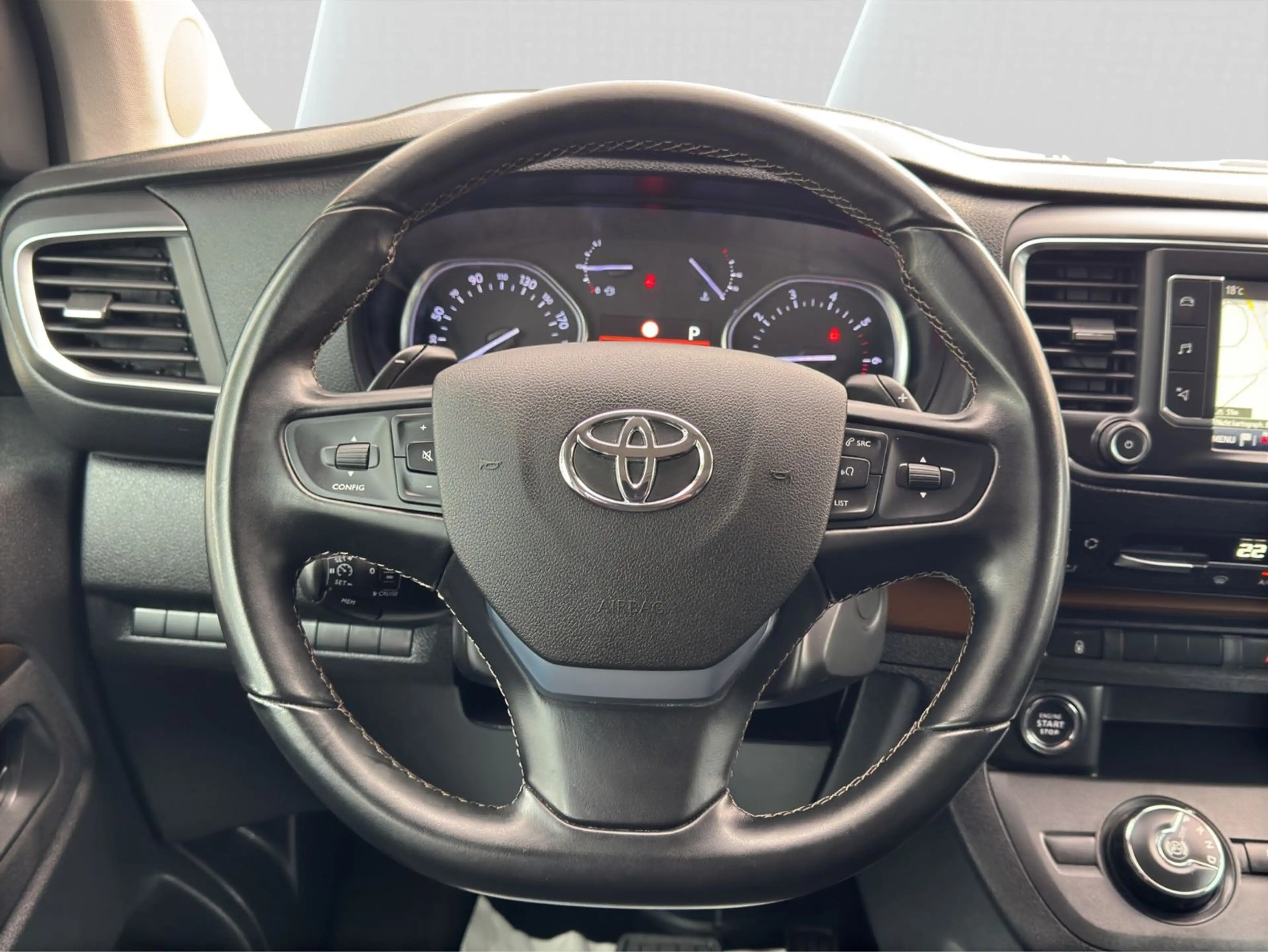 Toyota Proace Verso 2.0 D-4D Automatik L1 (M)  Team D — photo 13