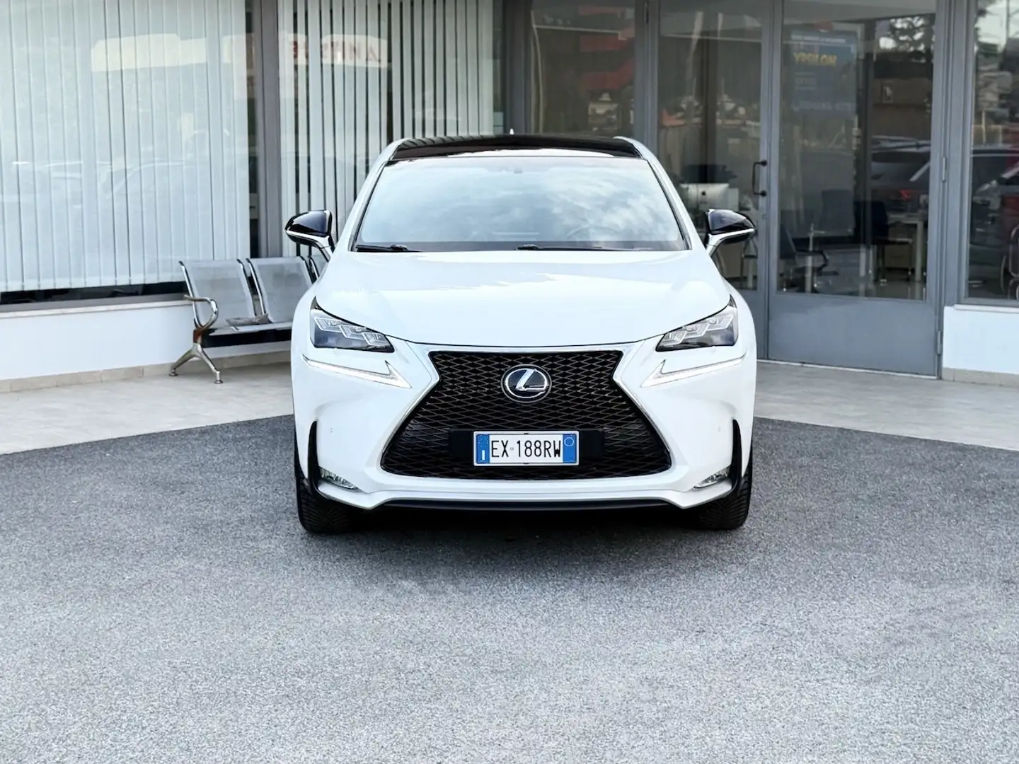 Lexus NX 300 2.5 Hybrid 155CV 4WD F-Sport E6 - 2014 Wit - 2