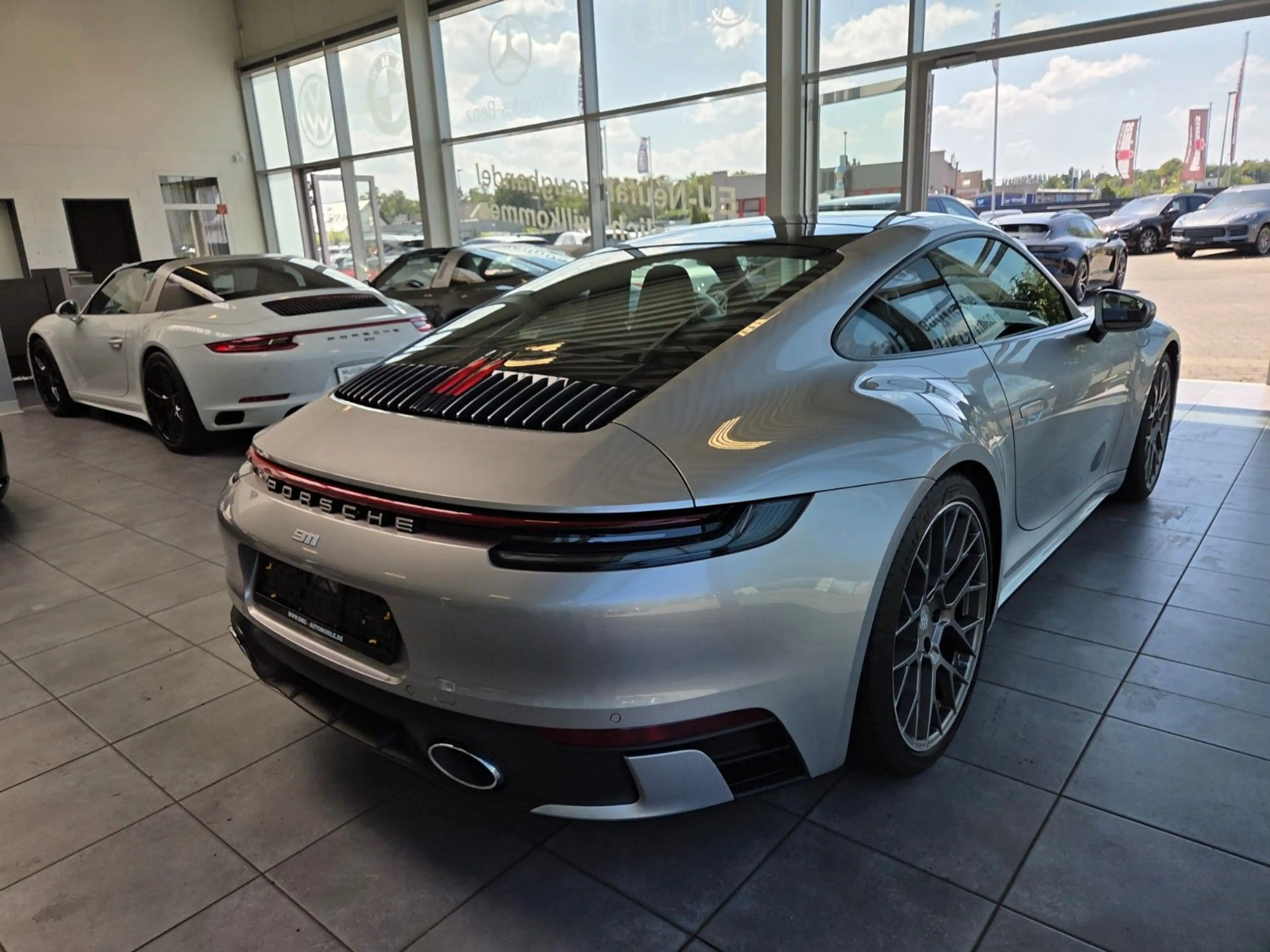 Porsche 911 Carrera 4S Sport Design VollAusst. — photo 7