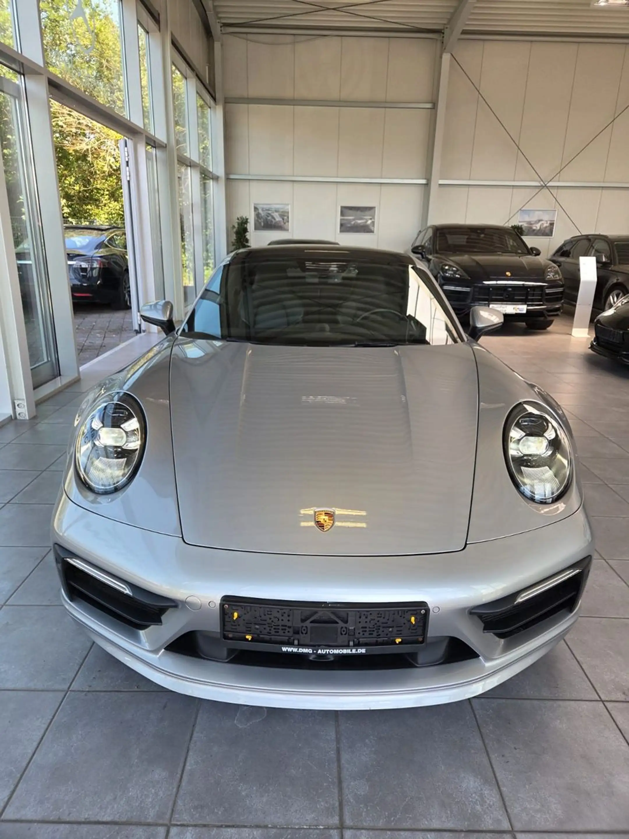 Porsche 911 Carrera 4S Sport Design VollAusst. — photo 3