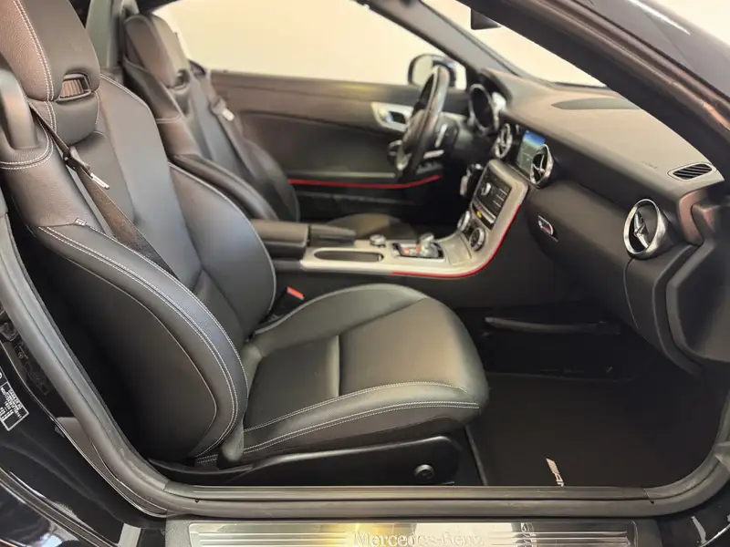 Annonce voiture d'occasion Mercedes-Benz SLC 300 - CARADIZE