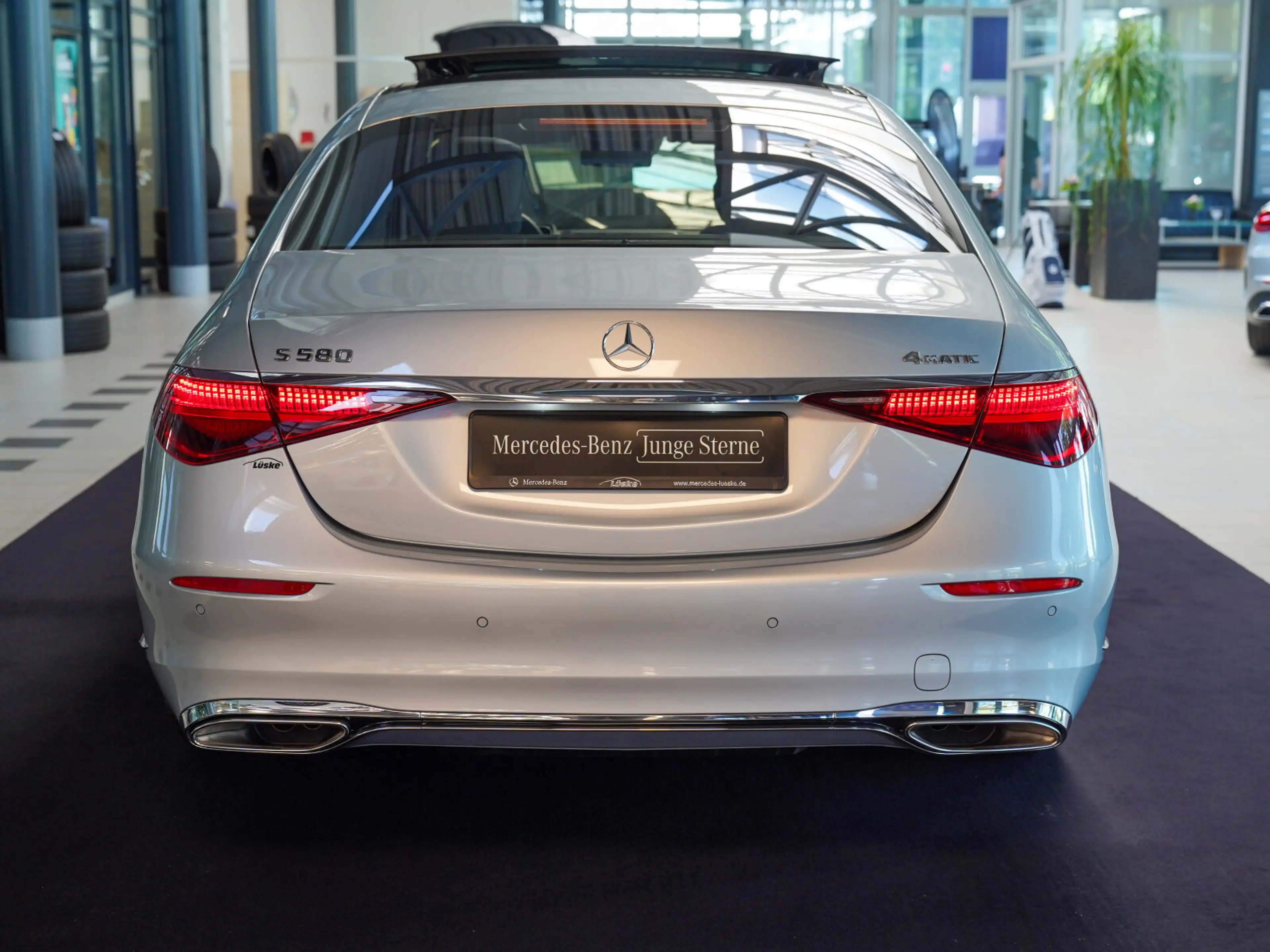 Mercedes-Benz S 580 S 580 4M Lang MANUFAKTUR 190.727,- Exklusiv AMG — photo 4