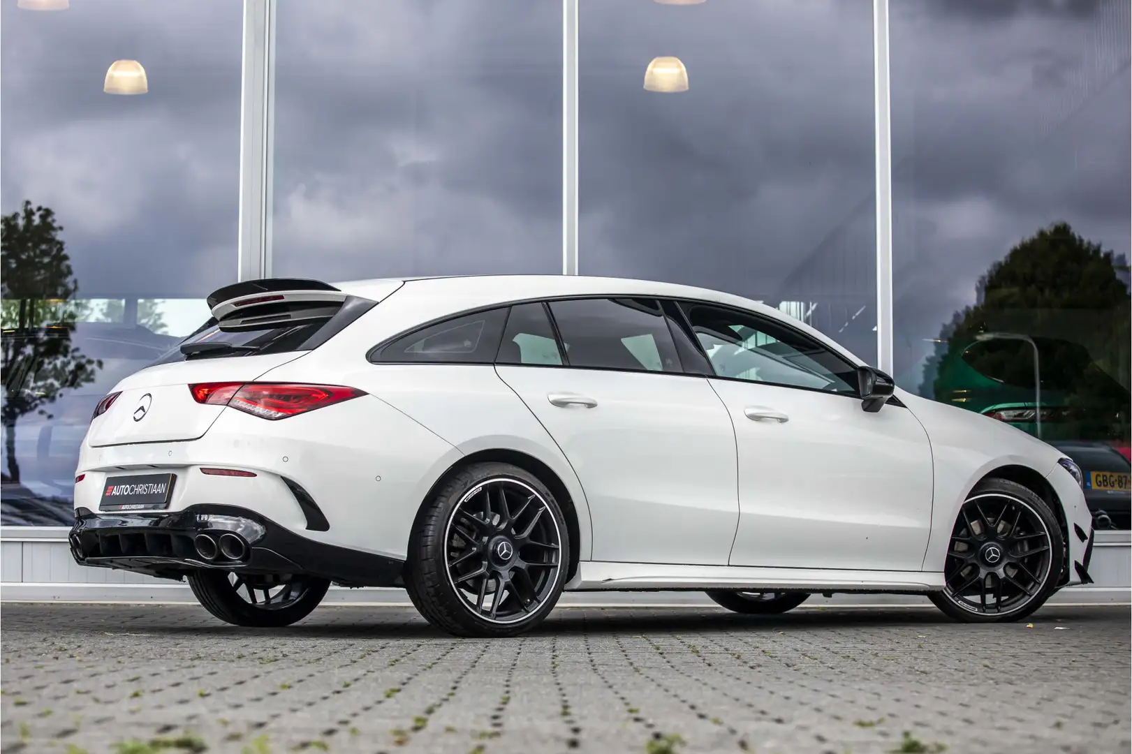 Mercedes-Benz CLA 180 Shooting Brake Premium Plus | Carplay | Stoelverwa Bílá - 2