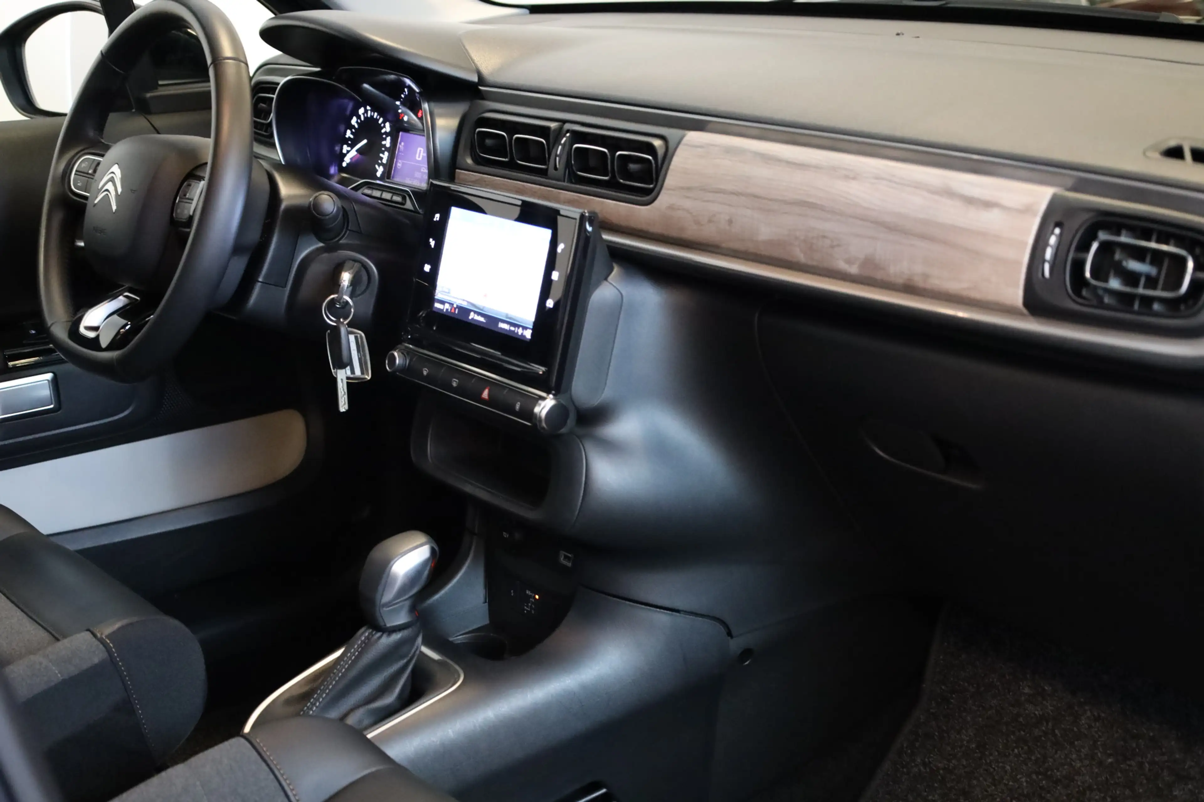 Citroen C3 PT 110 Shine Automaat-6 17" | Camera | Parkeersens — photo 7