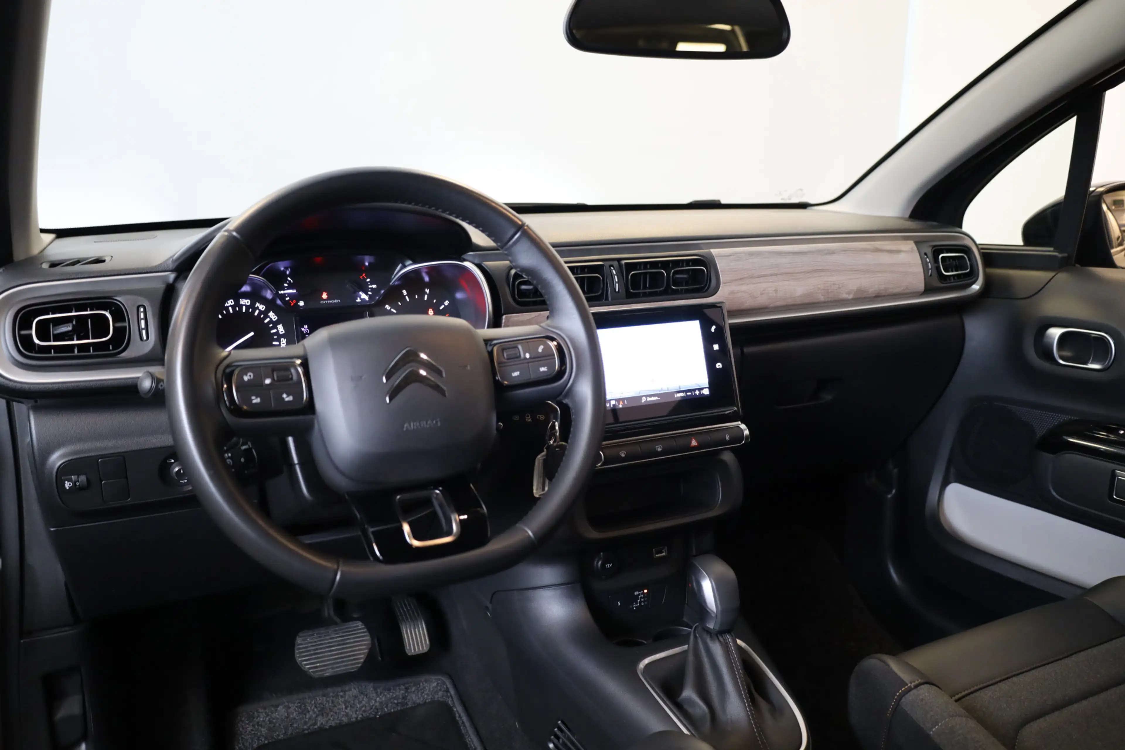 Citroen C3 PT 110 Shine Automaat-6 17" | Camera | Parkeersens — photo 20