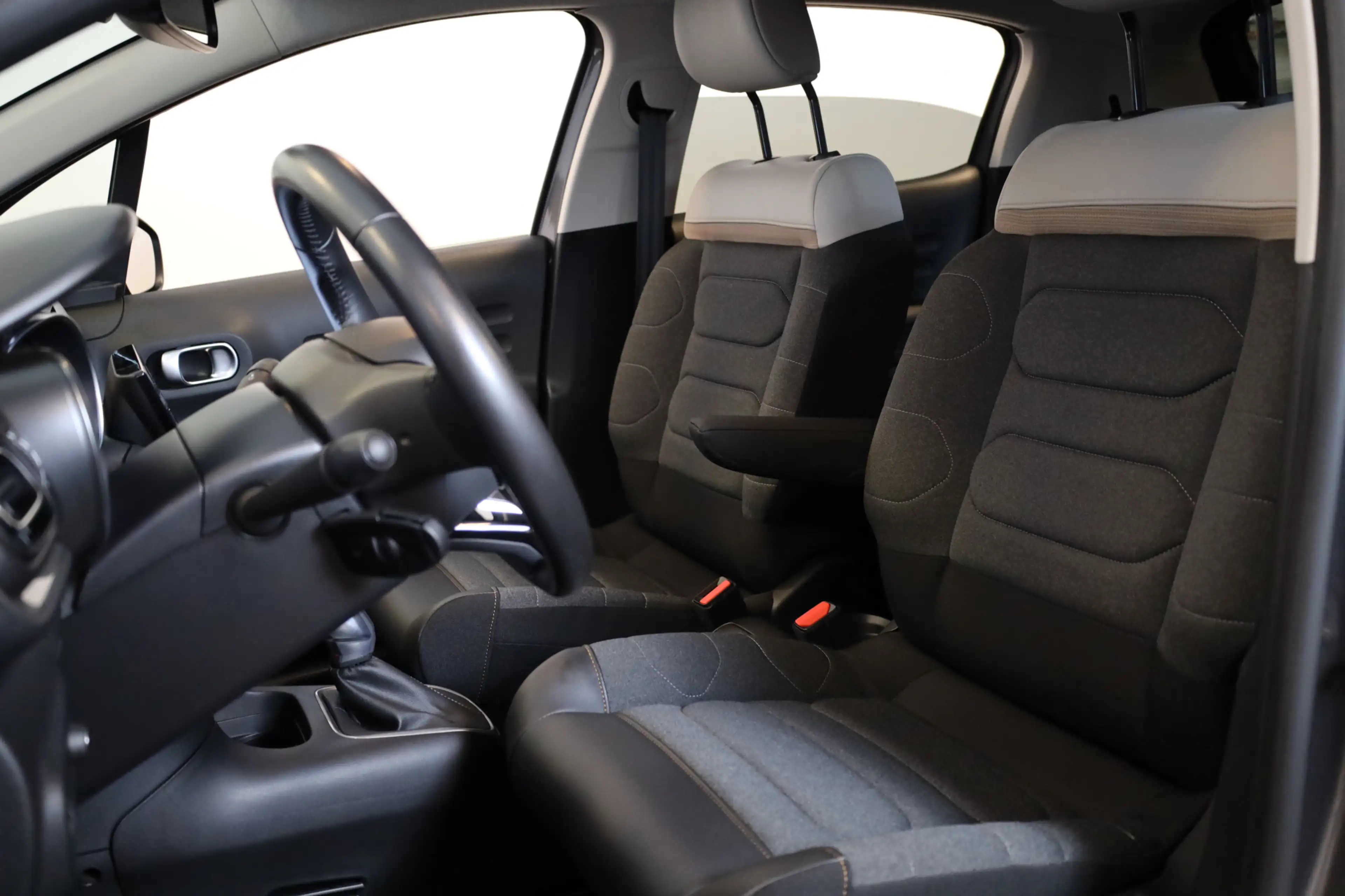 Citroen C3 PT 110 Shine Automaat-6 17" | Camera | Parkeersens — photo 23