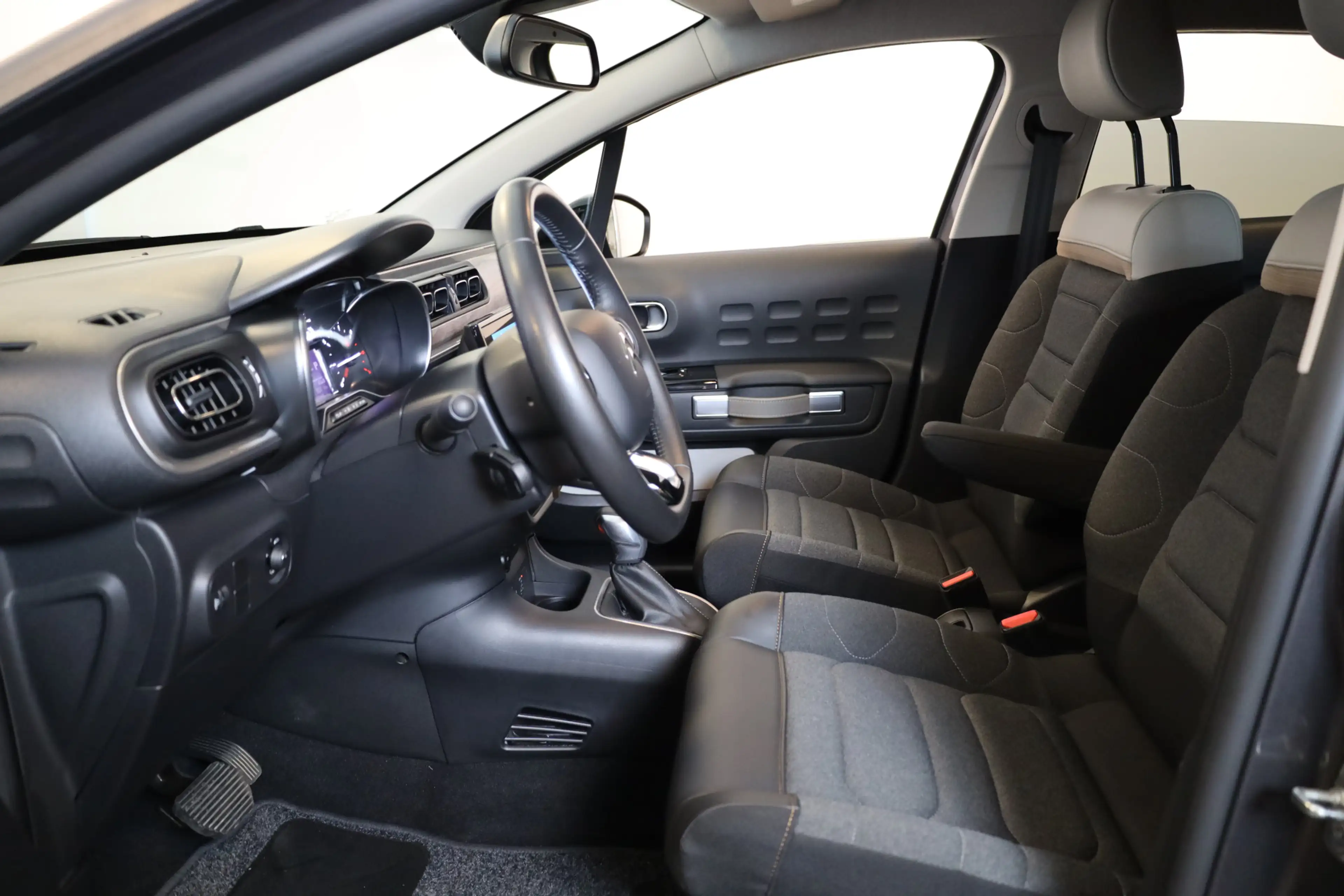 Citroen C3 PT 110 Shine Automaat-6 17" | Camera | Parkeersens — photo 22