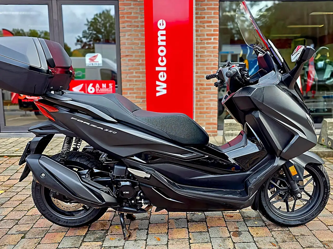 Honda Forza 350