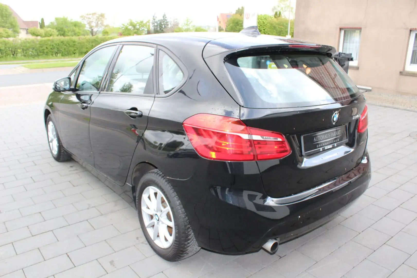BMW 214 (ALLWETTTERREIFEN) Black - 2
