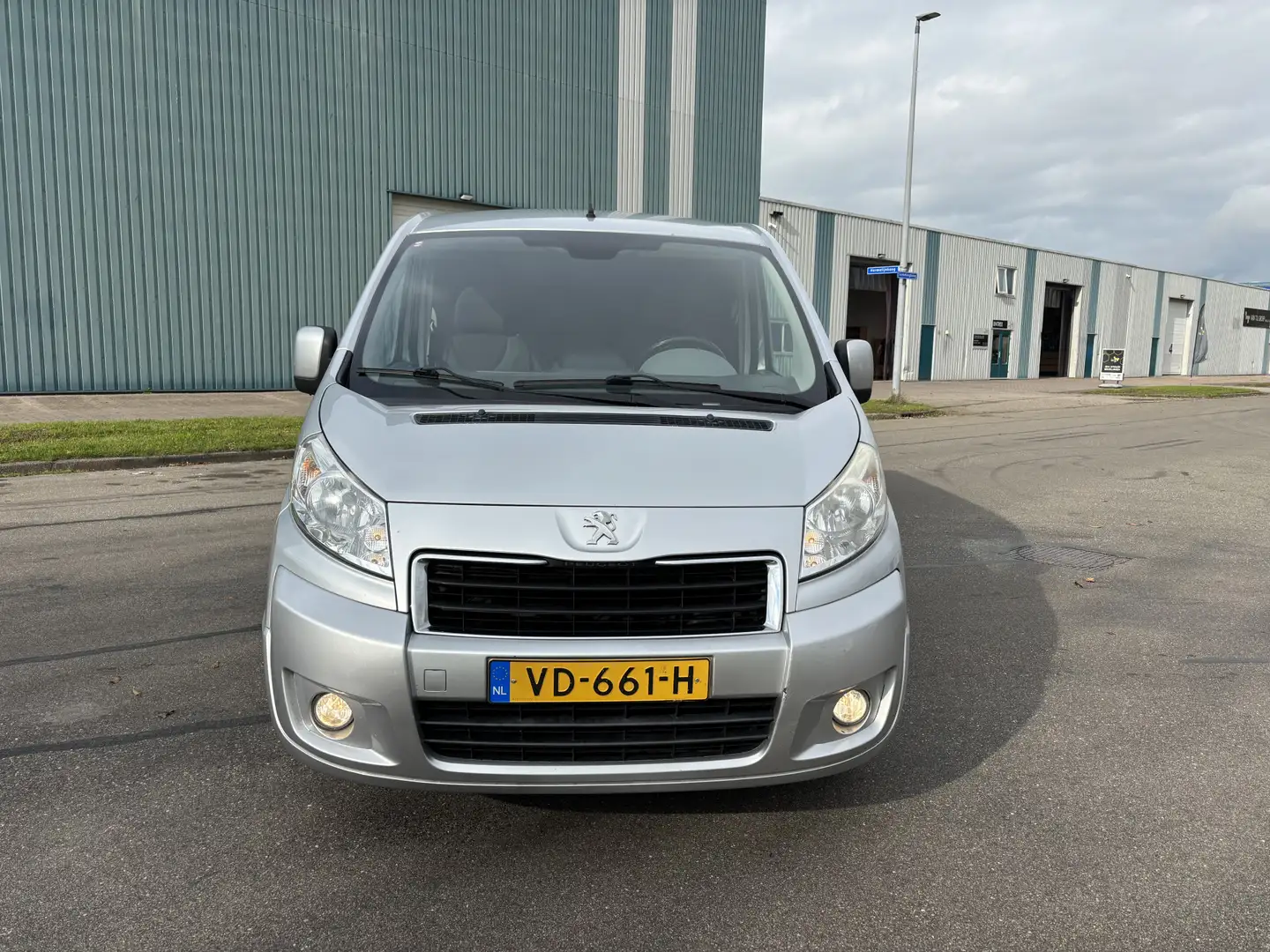 Peugeot Expert 229 2.0 HDI L2H1 Profit+ 6-Bak 130 PK. 3-Persoons Plateado - 2