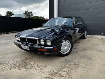 XJ6 3.2 c/clima ISCRITTA ASI
