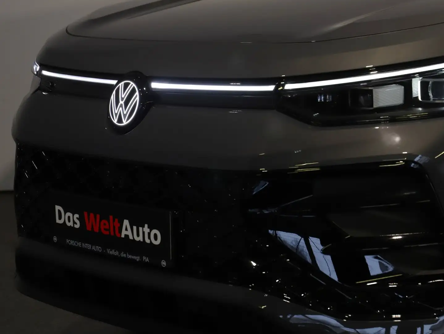 Volkswagen Tayron Sport eHybrid DSG 200kW Grau - 2