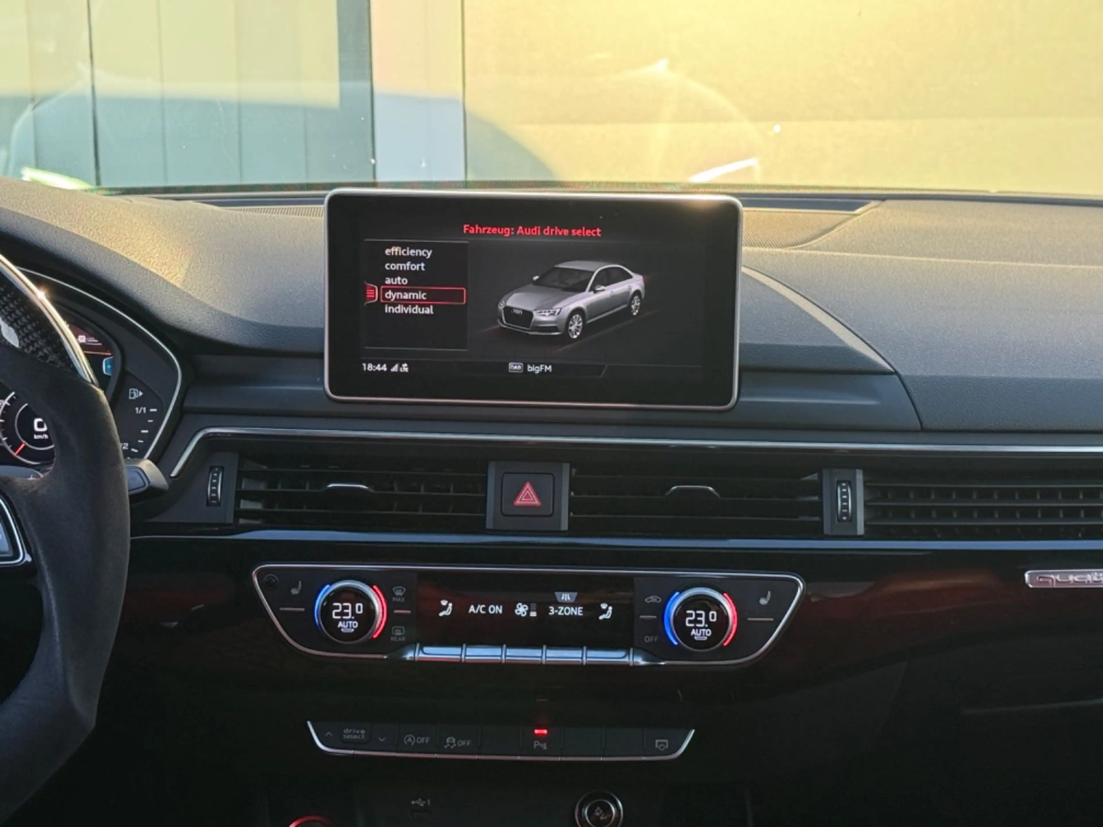 Audi S4 Lim 3.0 TFSI quattro B&O VIRT. MATRIX MASSAGE — photo 10