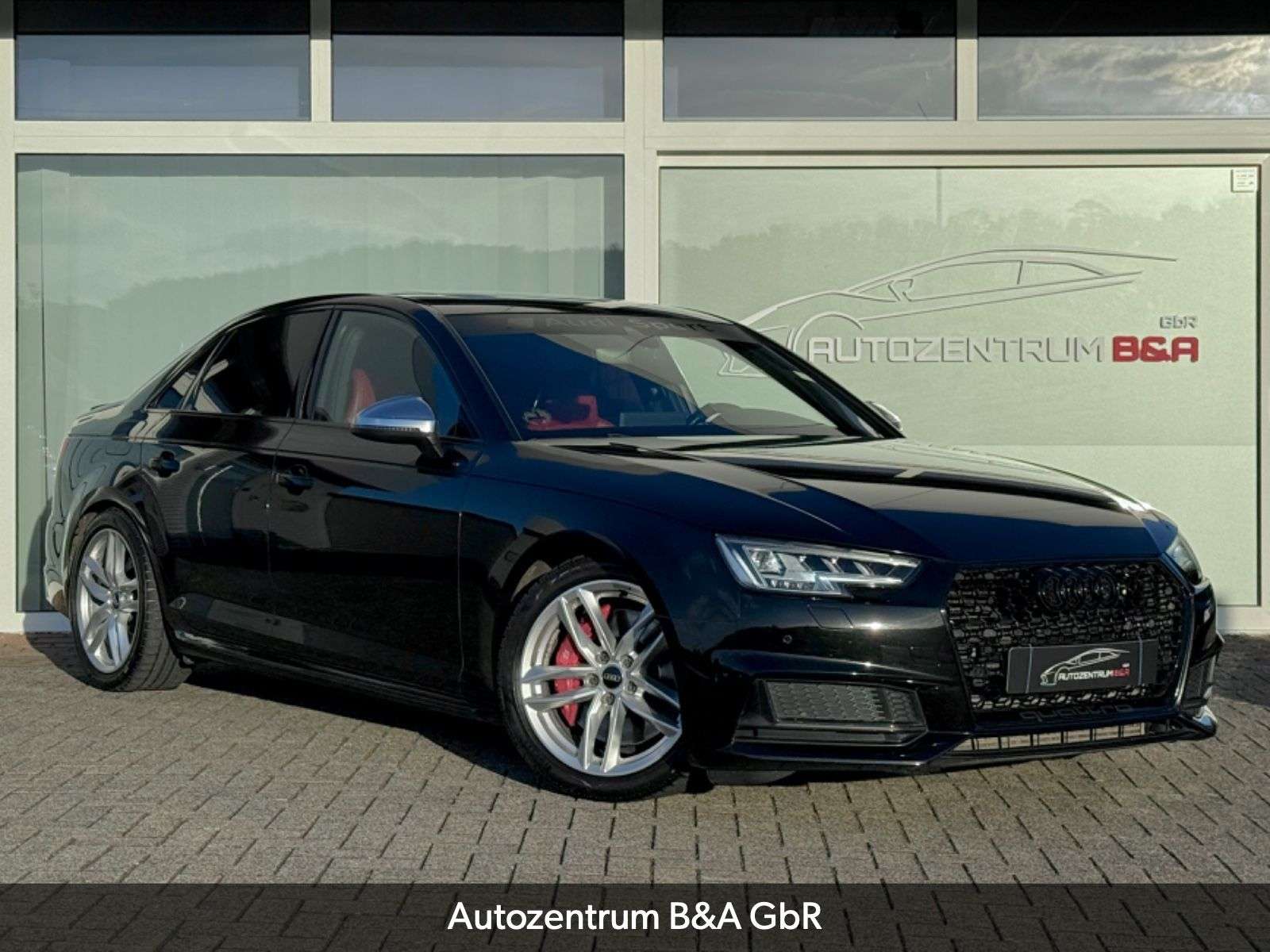 Audi S4