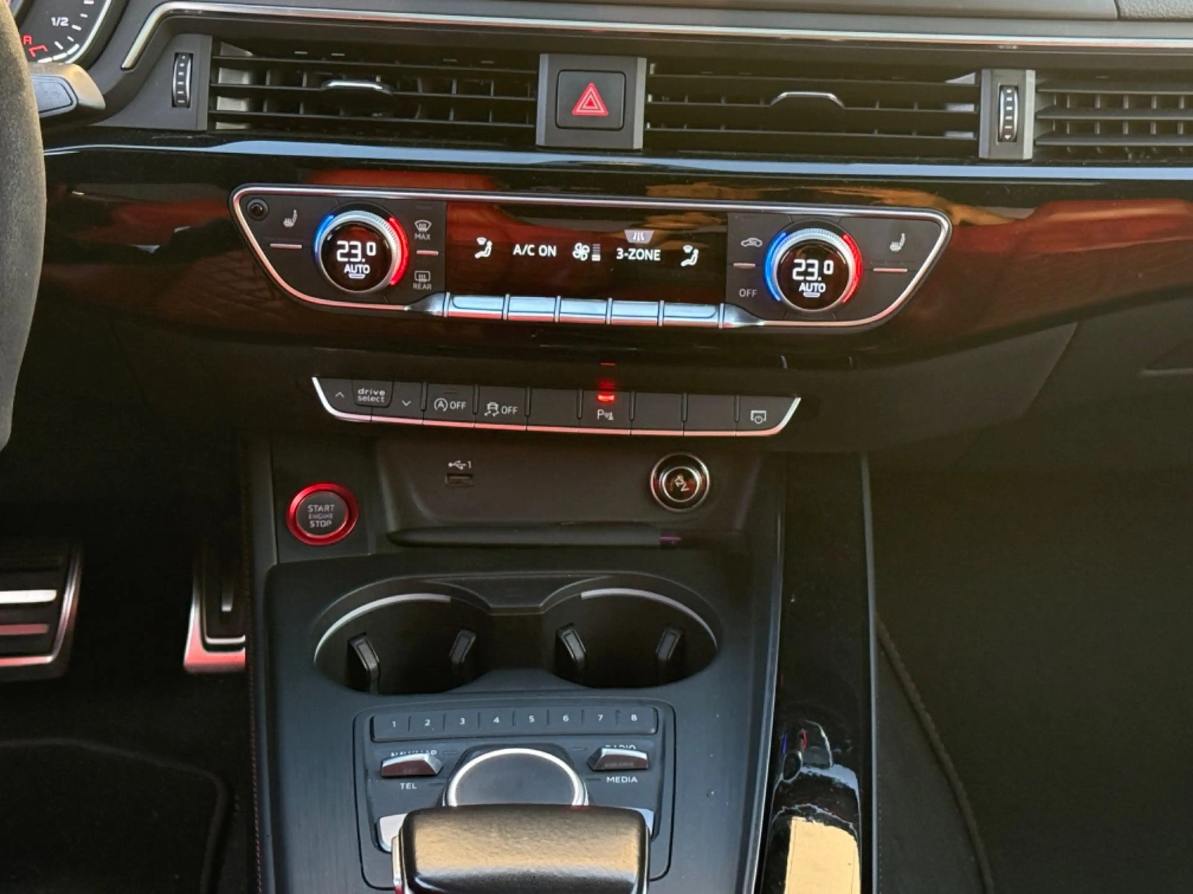Audi S4 Lim 3.0 TFSI quattro B&O VIRT. MATRIX MASSAGE — photo 9