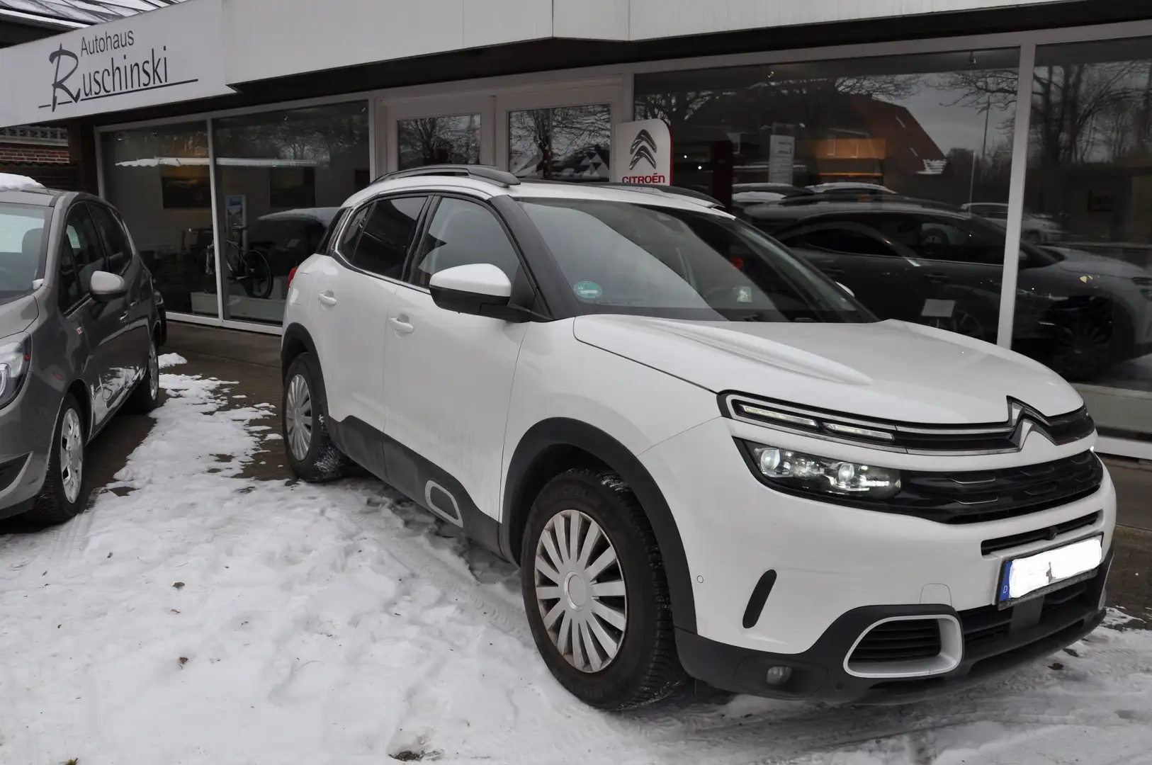 Citroen C5 Aircross C5 Aircross 180EAT Shine LEDER NAVI PANO AHK Blanc - 1