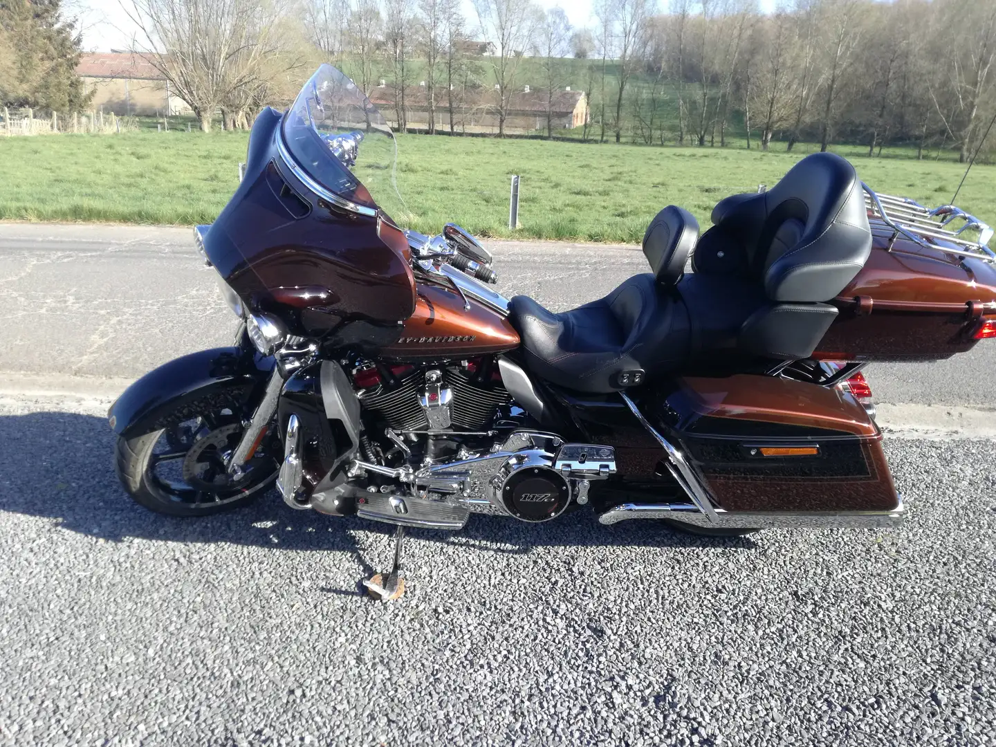 Harley-Davidson Ultra Limited cvo Hnědá - 2