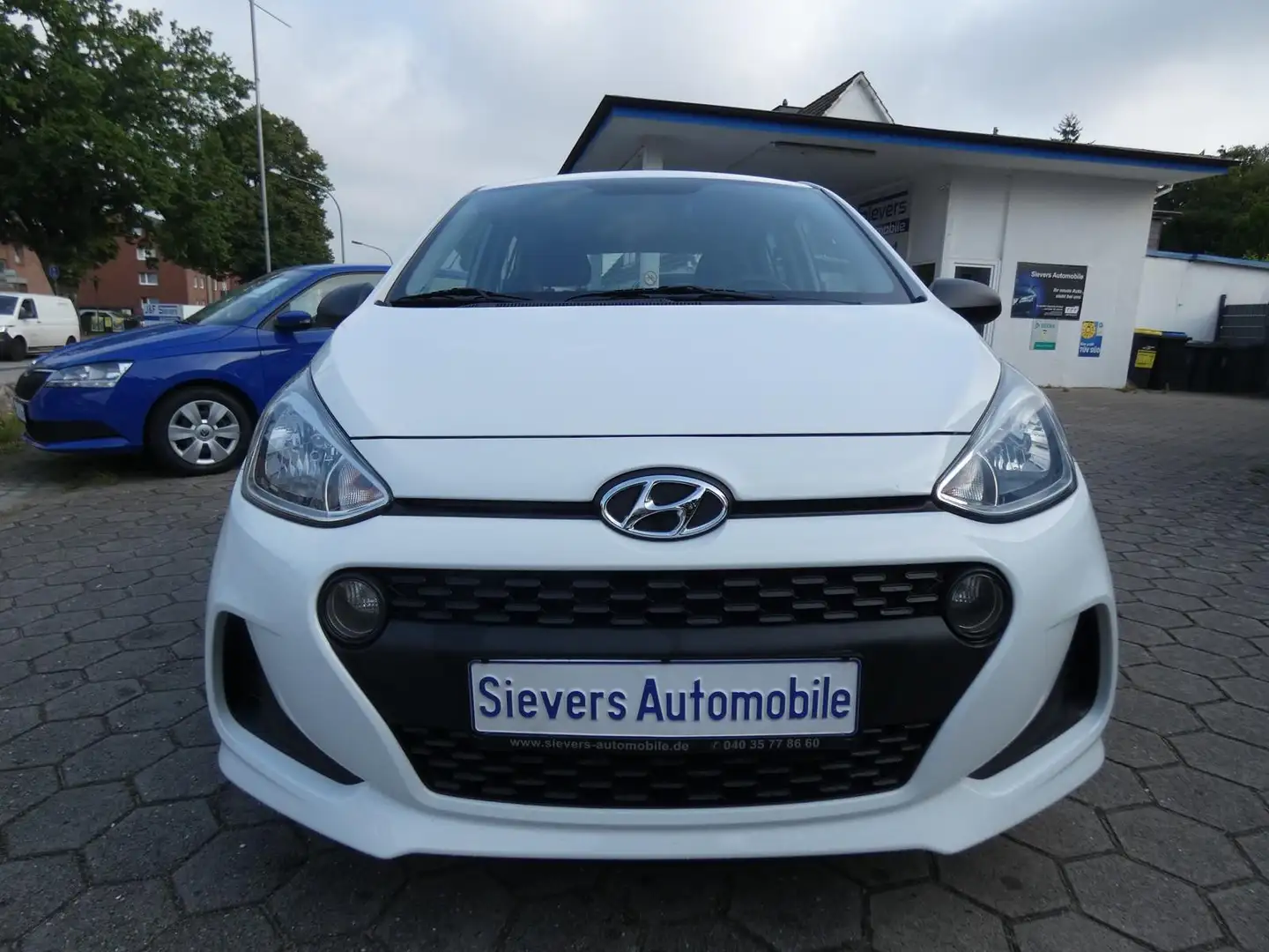 Hyundai i10 Select Automatik Klima 5türig TÜV 06/27 Weiß - 2