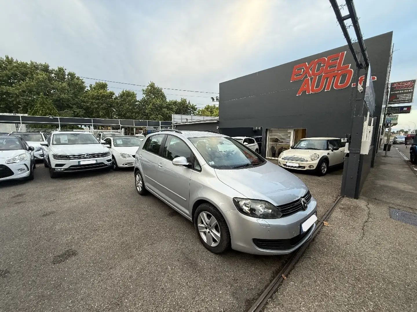 Volkswagen Golf Plus 1.6 TDI 105 Confortline - 1