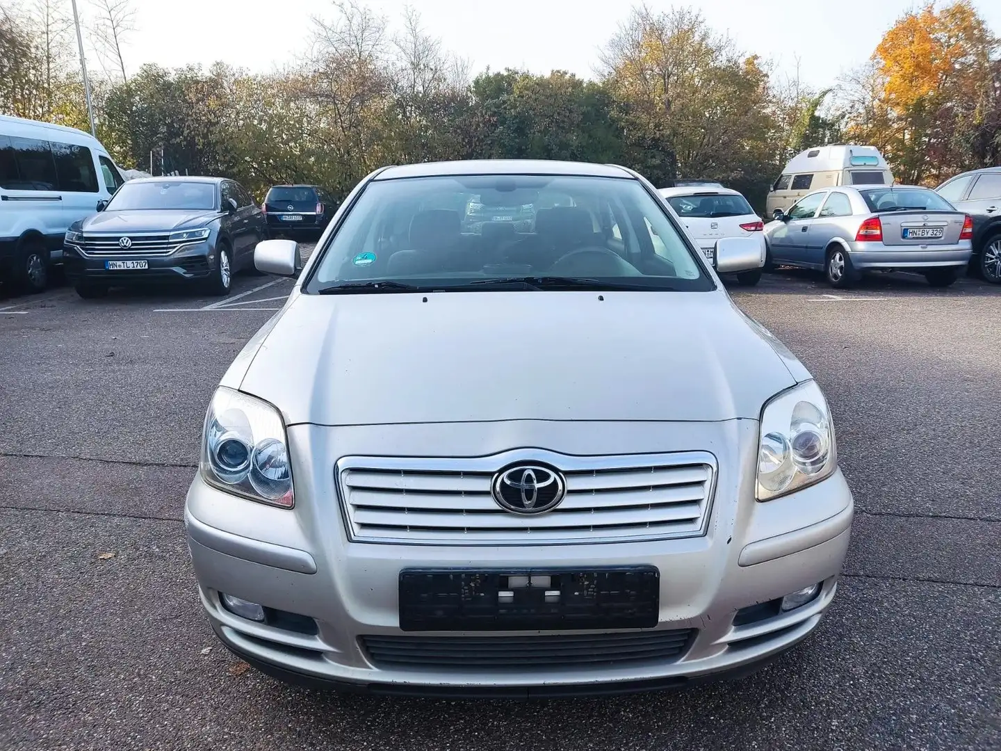 Toyota Avensis 2.4 Executive Liftback Silber - 2