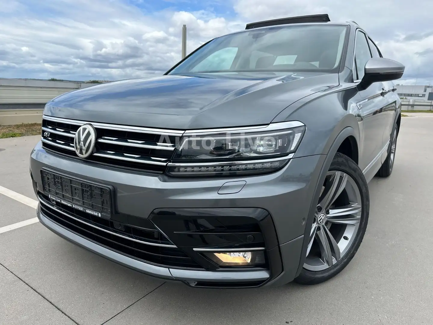 Volkswagen Tiguan Allspace 2.0 TDI DSG*4M*R LINE*7 STZE*VOL Grey - 1