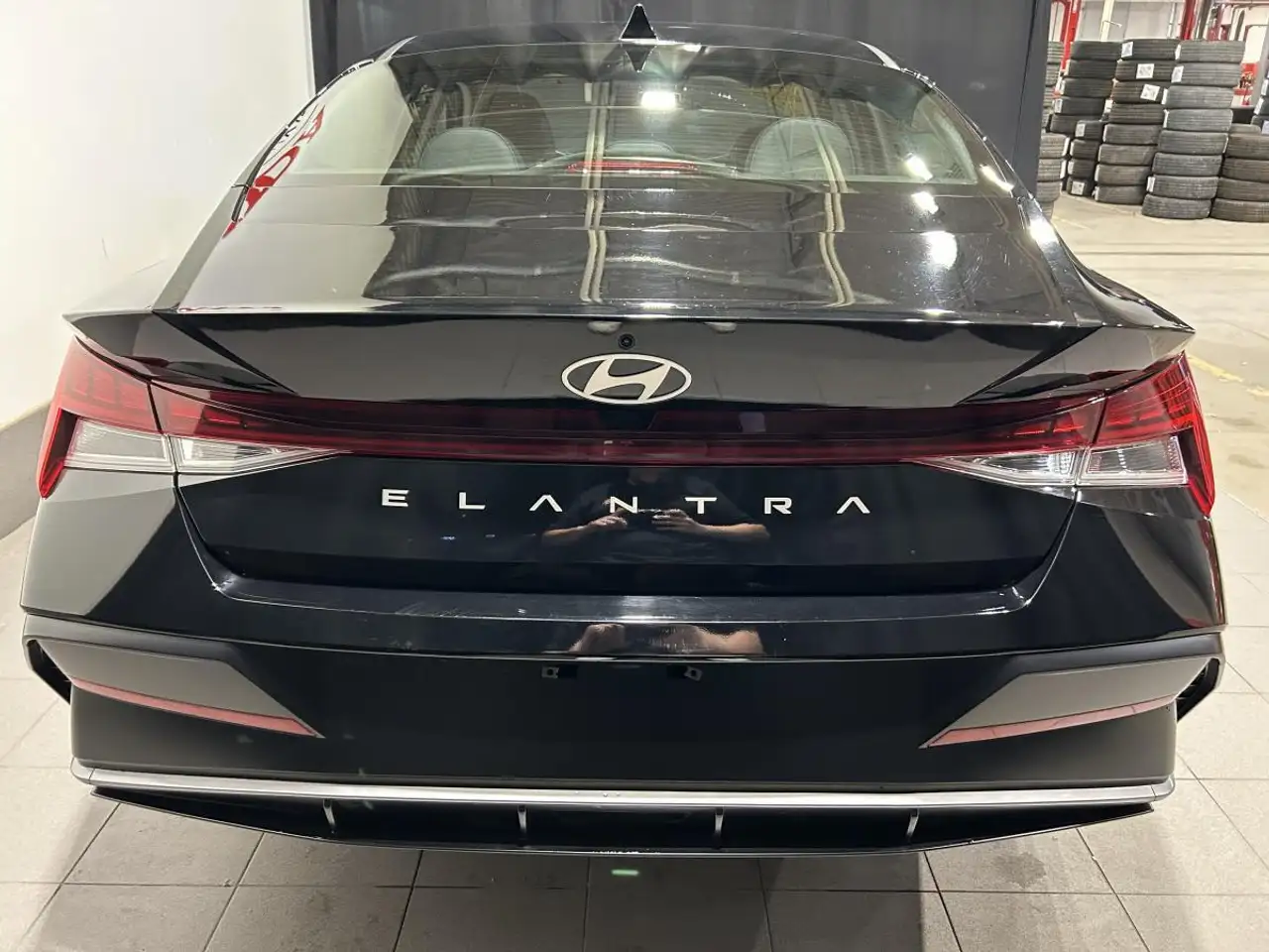Hyundai ELANTRA снимка Hyundai ELANTRA