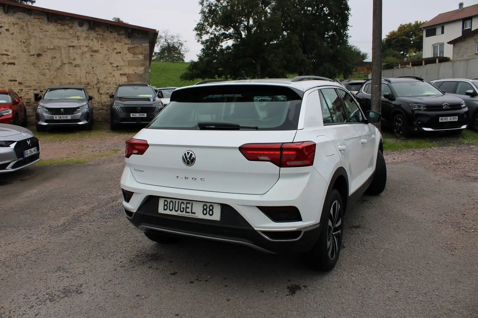 Volkswagen T-Roc IQ.DRIVE TDI 115 CV GPS 3D CLIM CAMÉRA USB PACK HIVER JA 17 BLUETOOTH RÉGULATEUR Blanc - 2