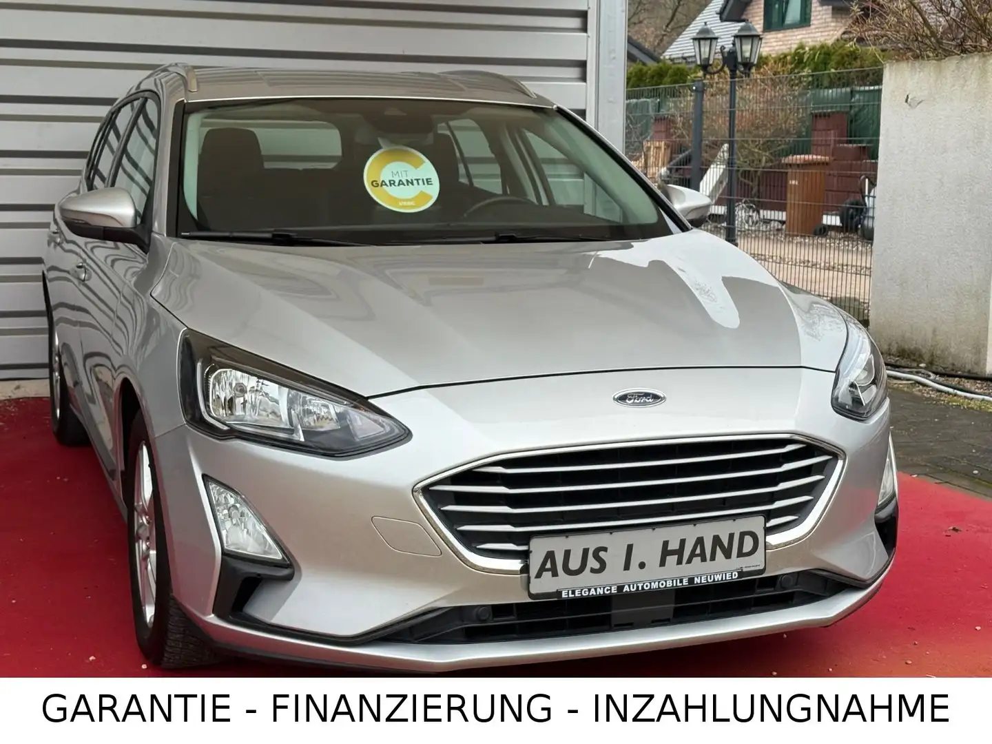 Ford Focus Turnier Garantie/1.Hand/Scheckheft/Navi Silber - 1