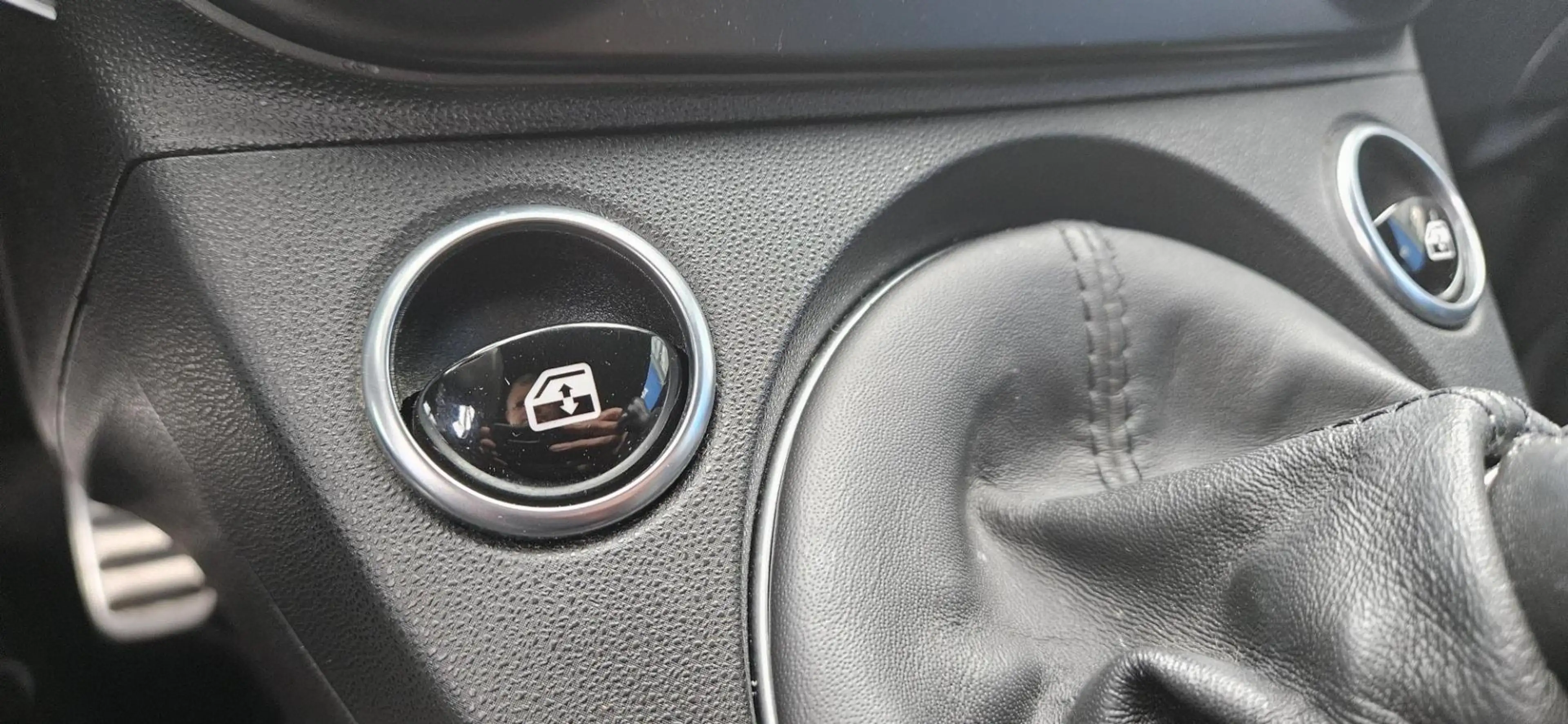 Abarth 500 595 1.4 T-jet 135 Airco Navi PDC Bleutooth 1ste ei — photo 18