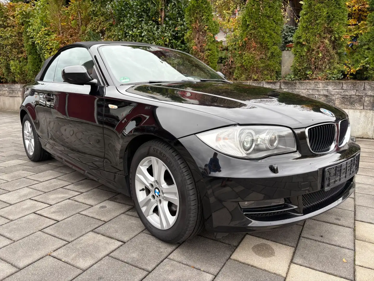 BMW 118 i Cabrio AVANGARD/ Bi-Xen./Leder/PDC/SHZ Schwarz - 1