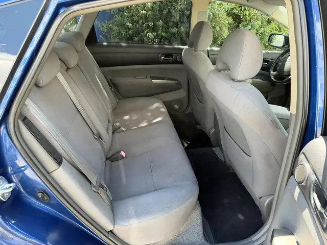 Toyota Prius view 14