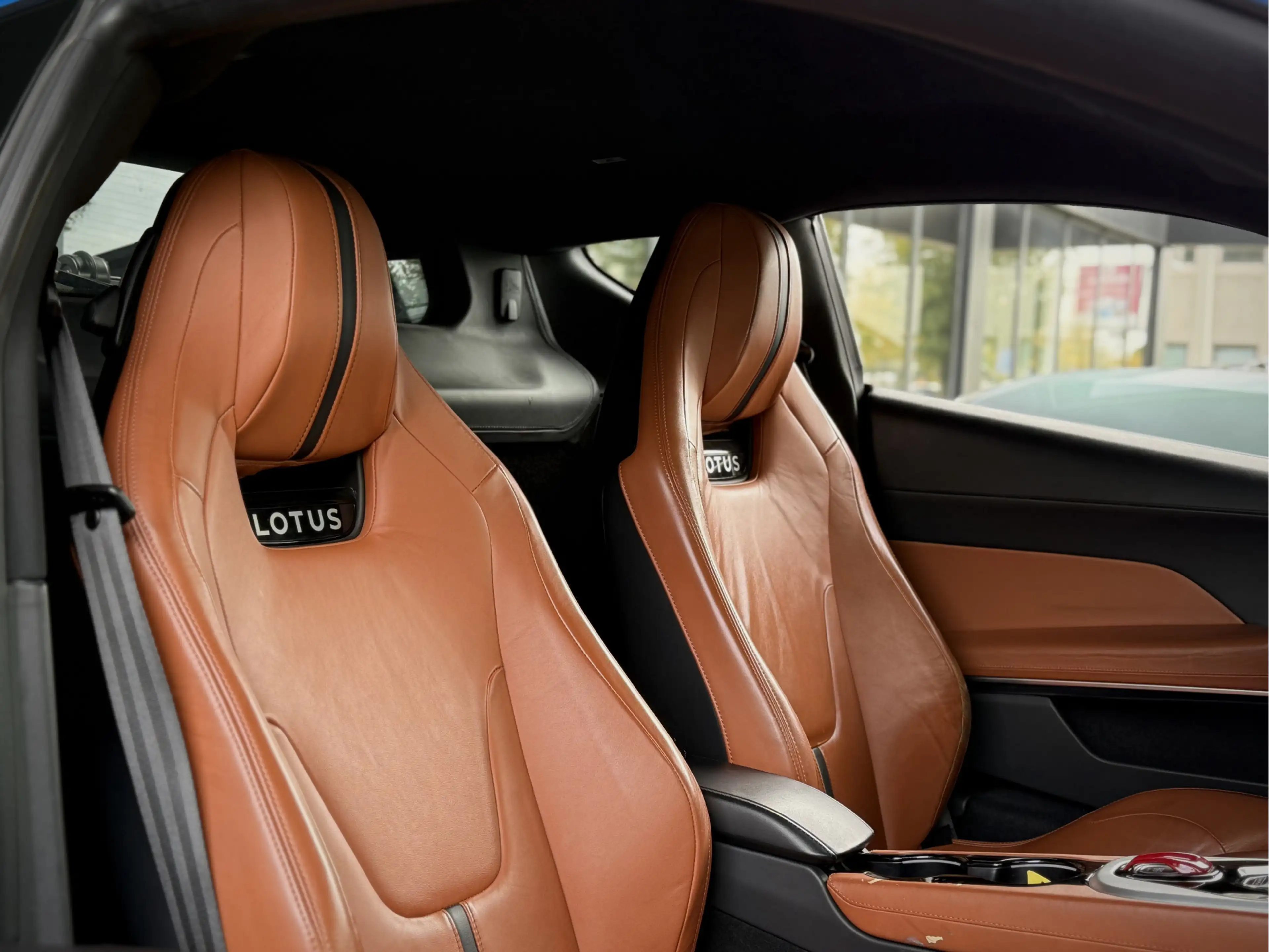 Lotus Emira 3.5 V6 First Edition — photo 12