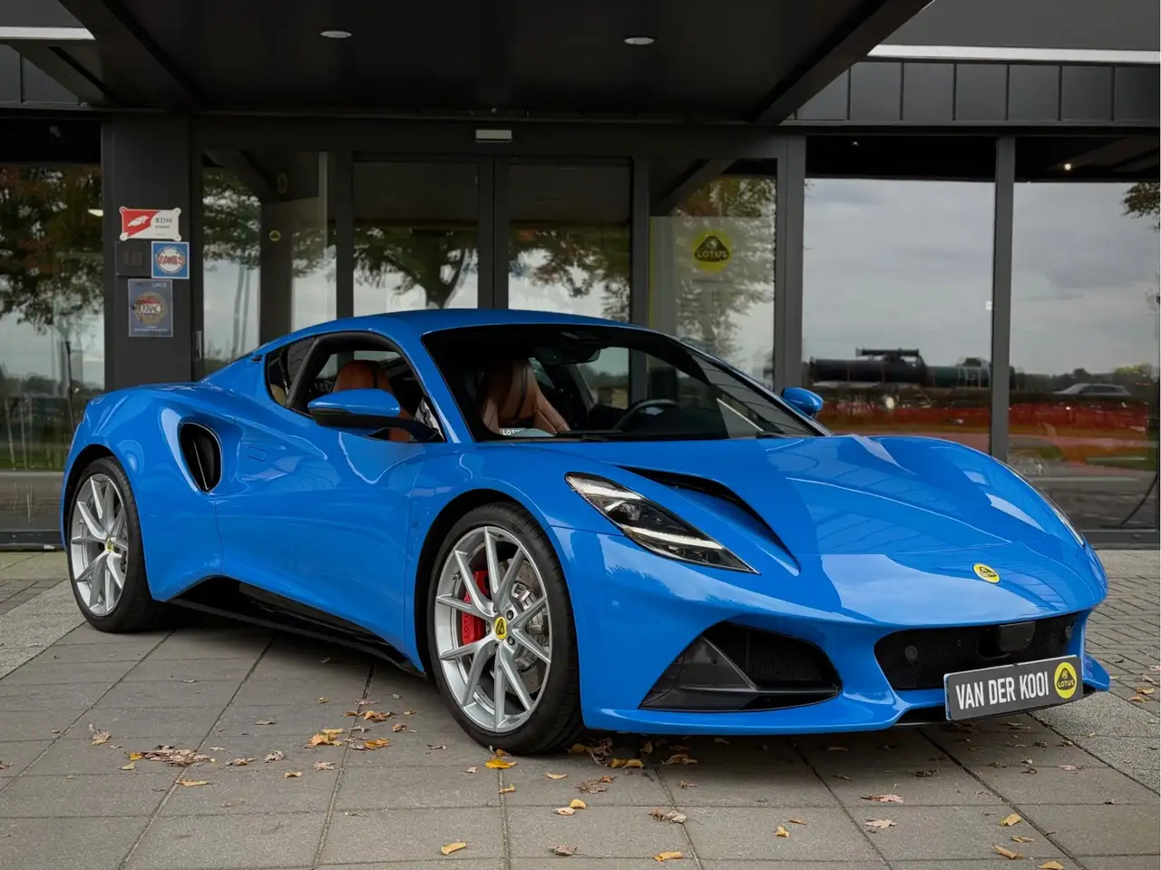 Lotus Emira 2022