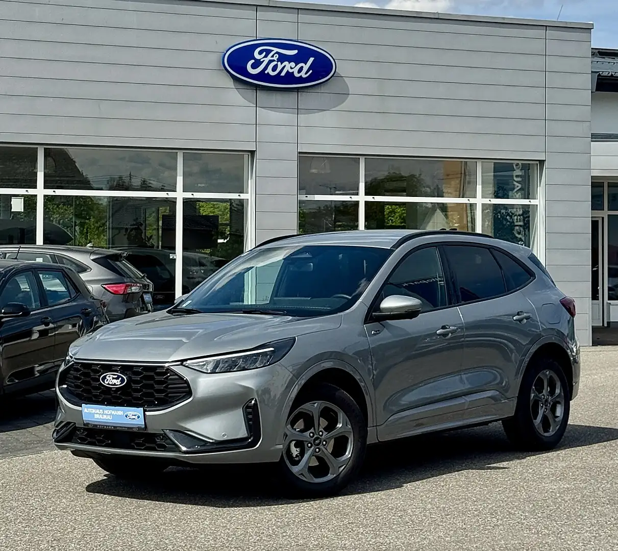 Ford Kuga 2,5 Duratec FHEV ST-Line Allrad Aut. Silber - 2