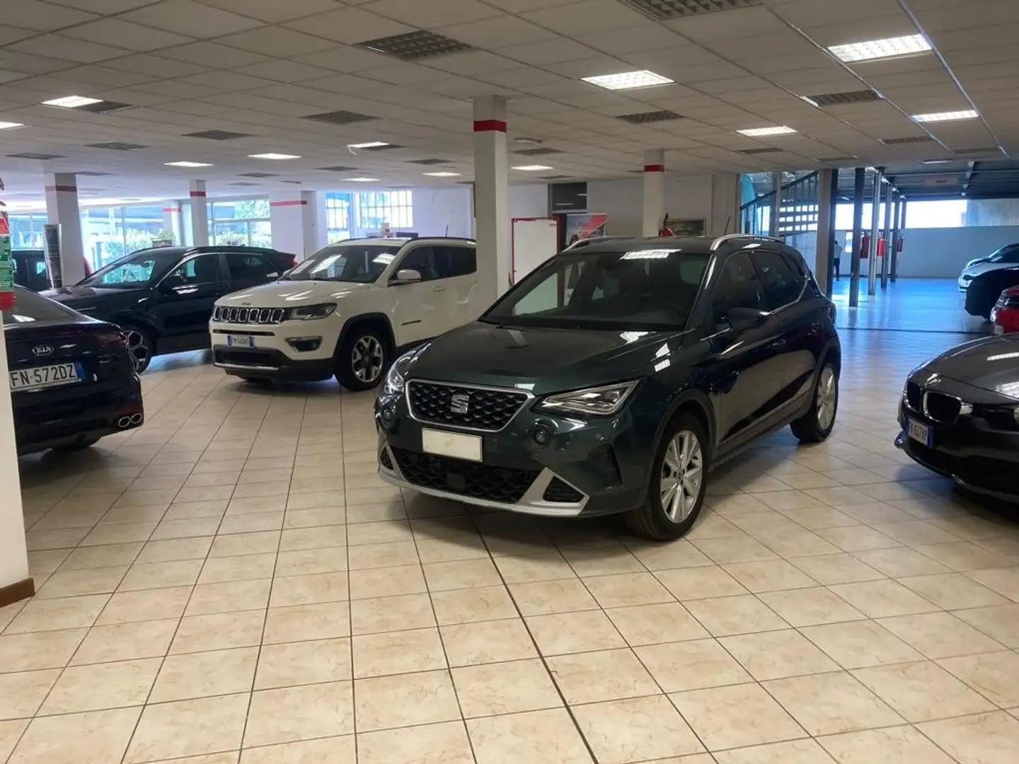 SEAT Arona Arona 1.0 ecotsi Xperience 95cv Verde - 1