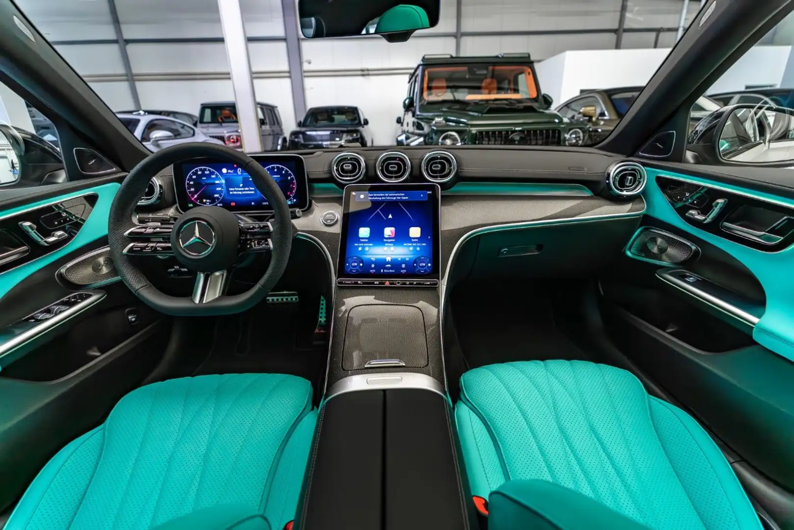 Mercedes-Benz C 200 / AMG Line / German / MY 2026 / Tiffany Grau - 2