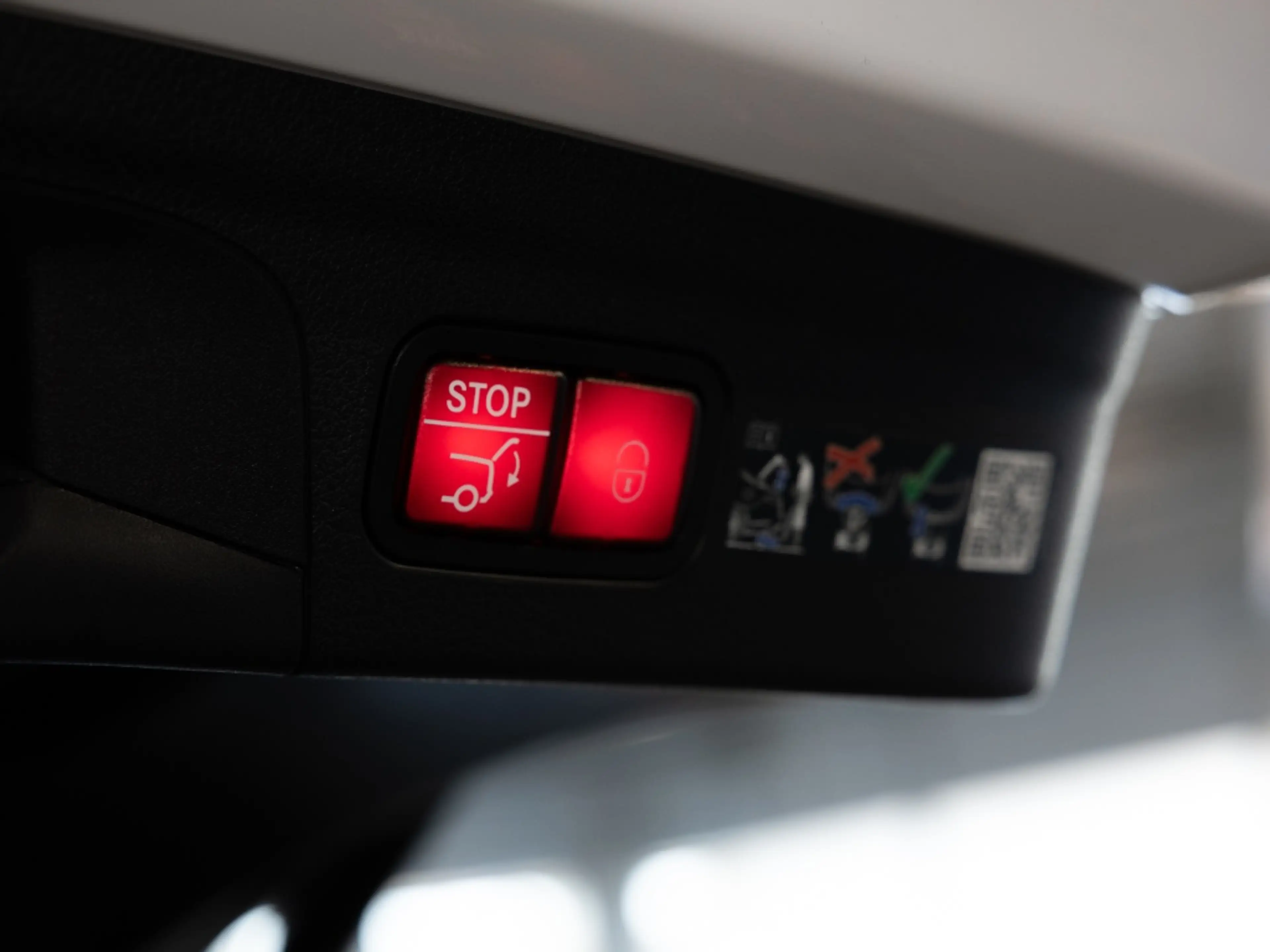 Mercedes-Benz GLE 300 d 4M , AMG BURM WIDE MEMO MULTI 360 AHK — photo 11