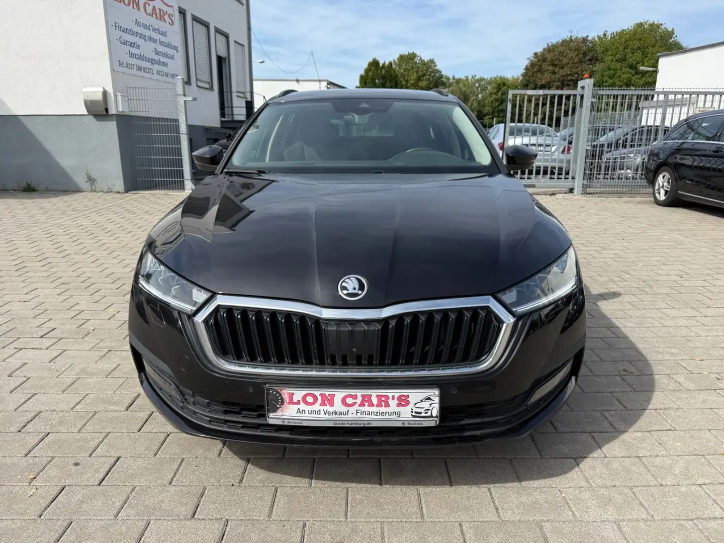 Skoda Octavia Combi Clever/Navi/LED/Kamera/TOP Schwarz - 2