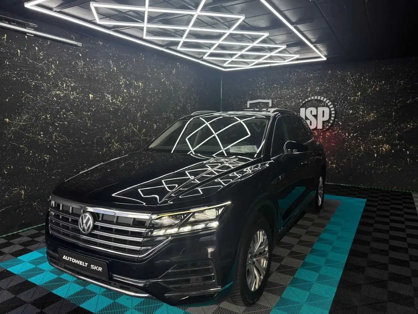 Volkswagen Touareg Elegance 4Motion/RFK/SHZ/AHK/TOUCH/NAVI Schwarz - 1