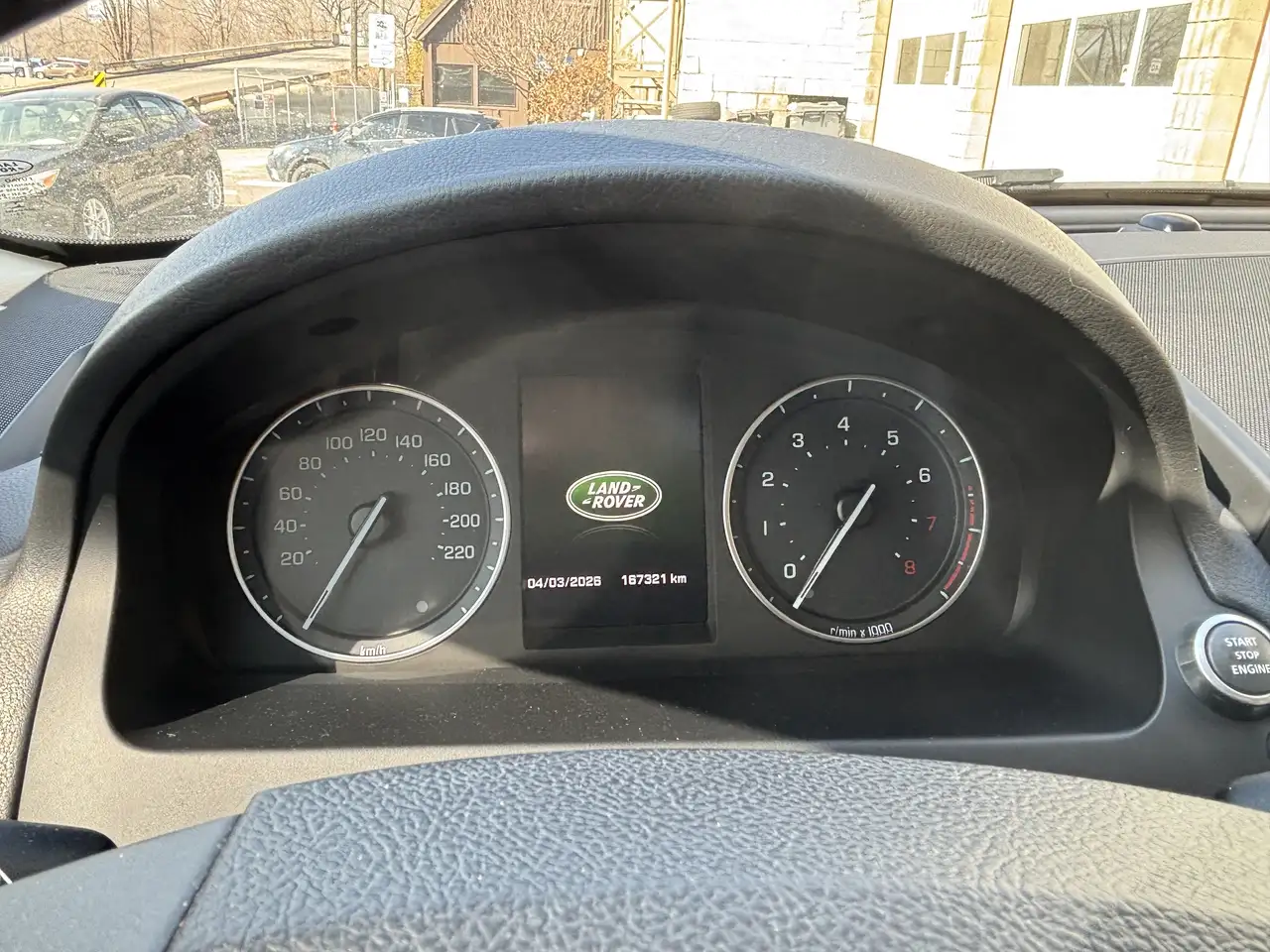 Land Rover LR2 снимка Land Rover LR2